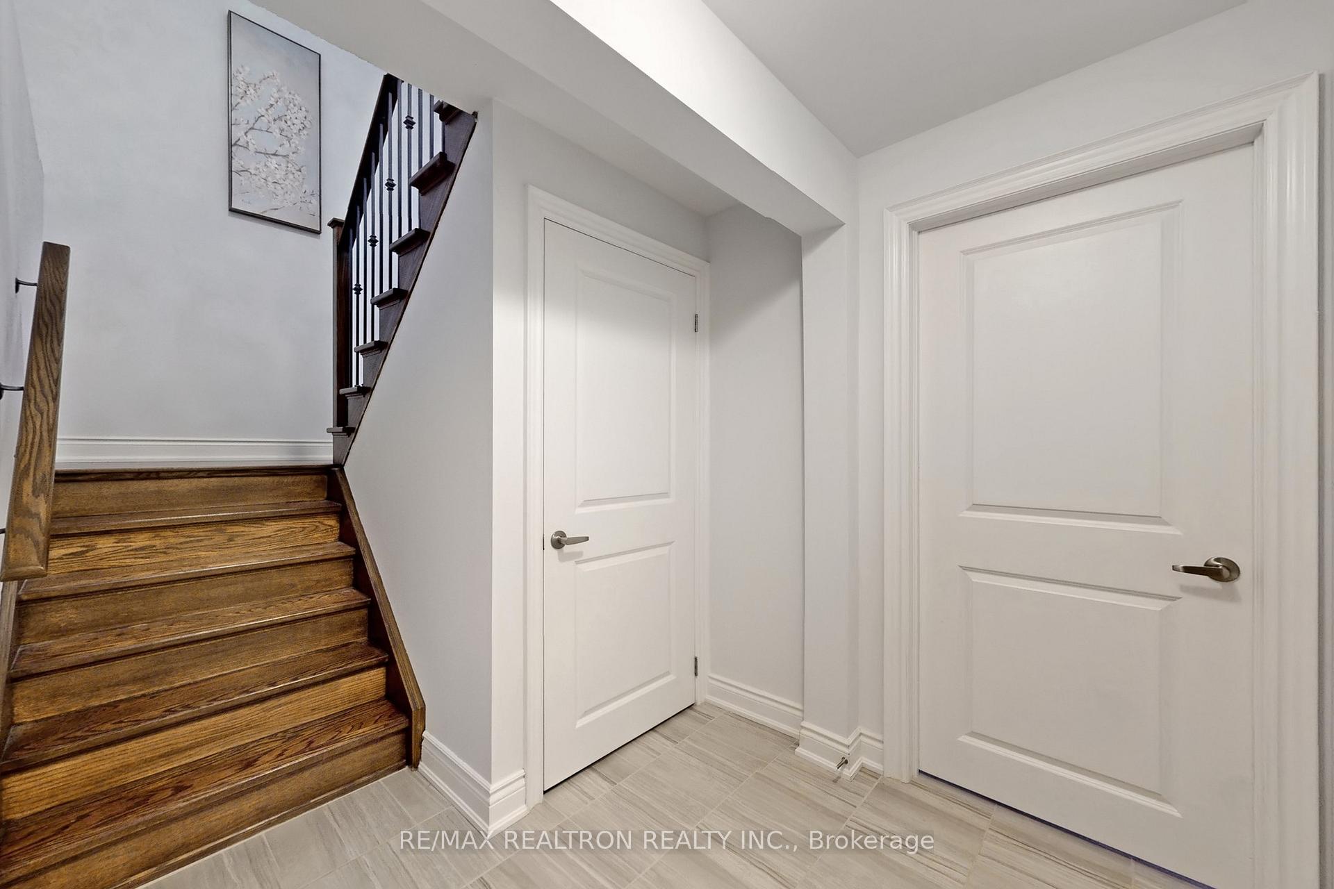 Photo 24 of 16 Washburn Path, Clarington, Courtice — HOMEH