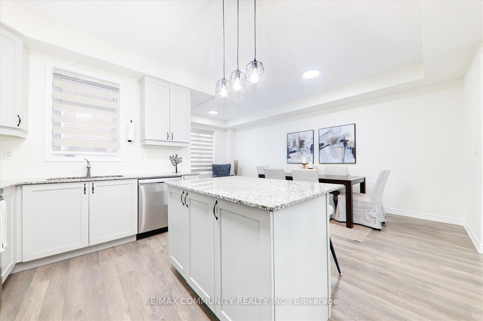 Photo 9 of 3316 Thunderbird Promenade, Pickering, Rural Pickering — HOMEH