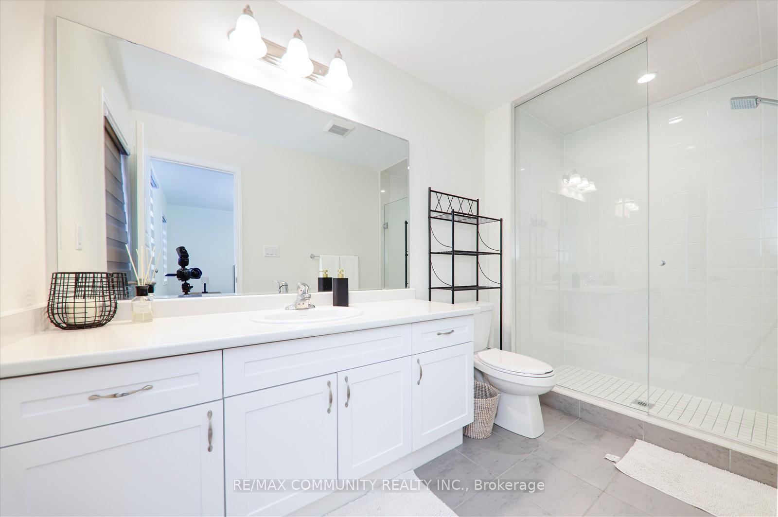 Photo 26 of 3316 Thunderbird Promenade, Pickering, Rural Pickering — HOMEH