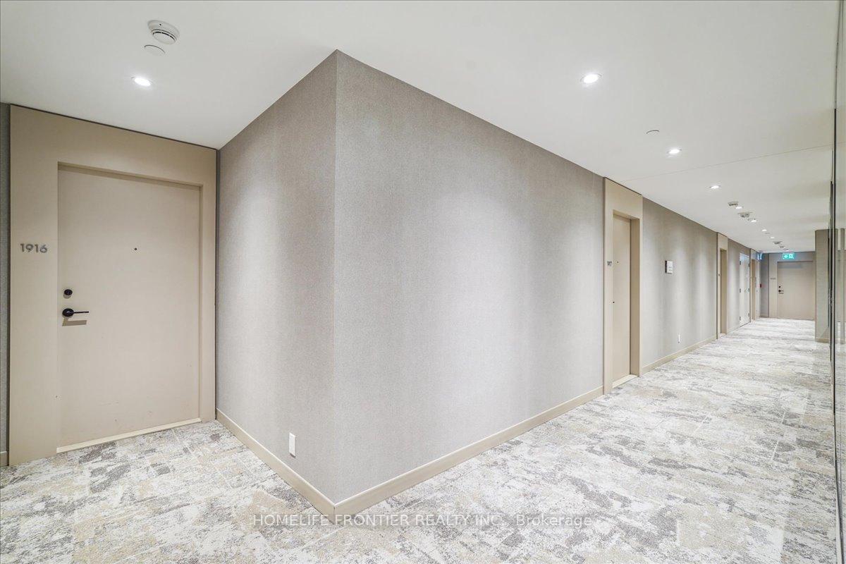 Photo 5 of Unit 1916, 2020 Bathurst Street, Toronto, Humewood-Cedarvale — HOMEH
