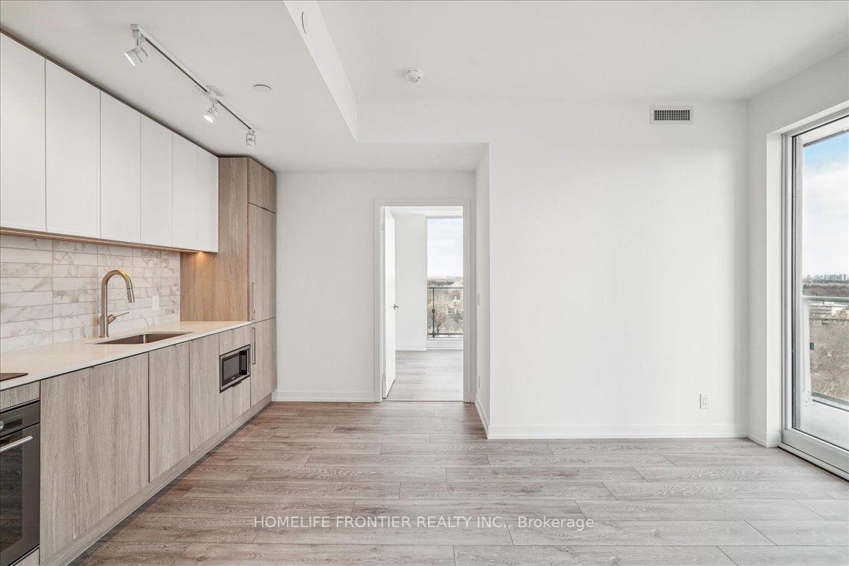 Photo 13 of Unit 1916, 2020 Bathurst Street, Toronto, Humewood-Cedarvale — HOMEH