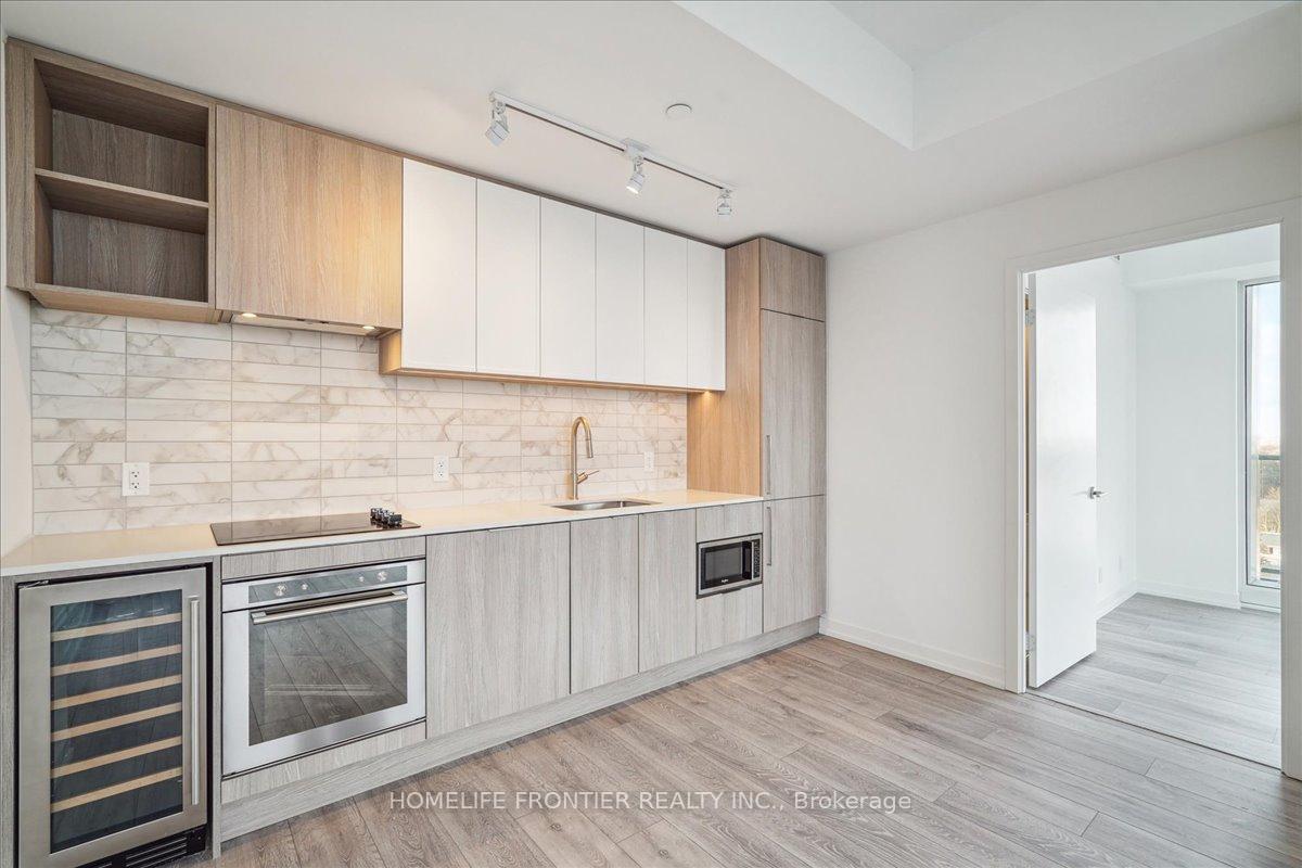 Photo 10 of Unit 1916, 2020 Bathurst Street, Toronto, Humewood-Cedarvale — HOMEH