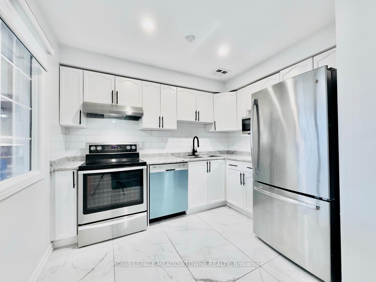 Photo 6 of 19 Galileo Boulevard, Brantford — HOMEH