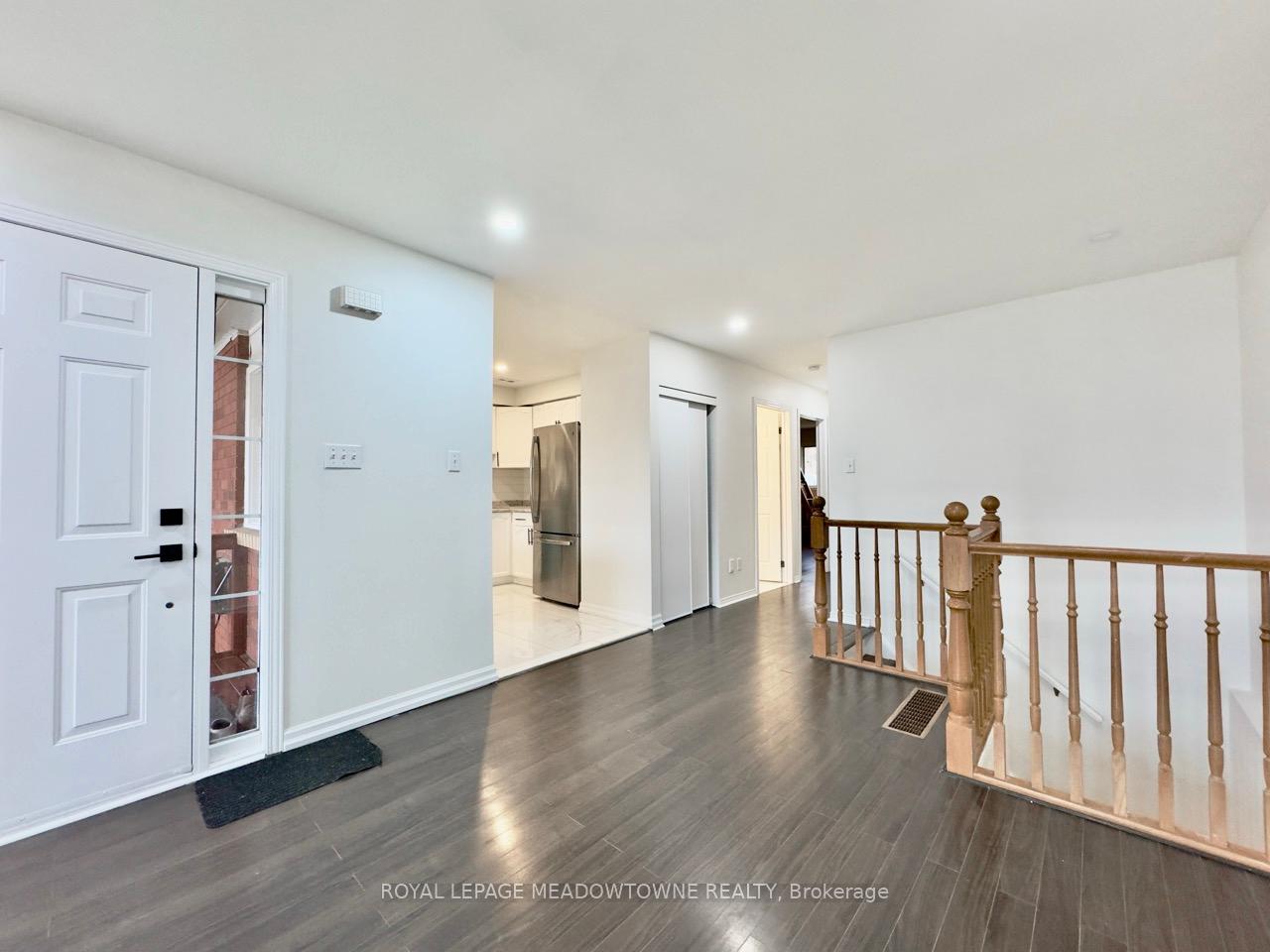 Photo 10 of 19 Galileo Boulevard, Brantford — HOMEH