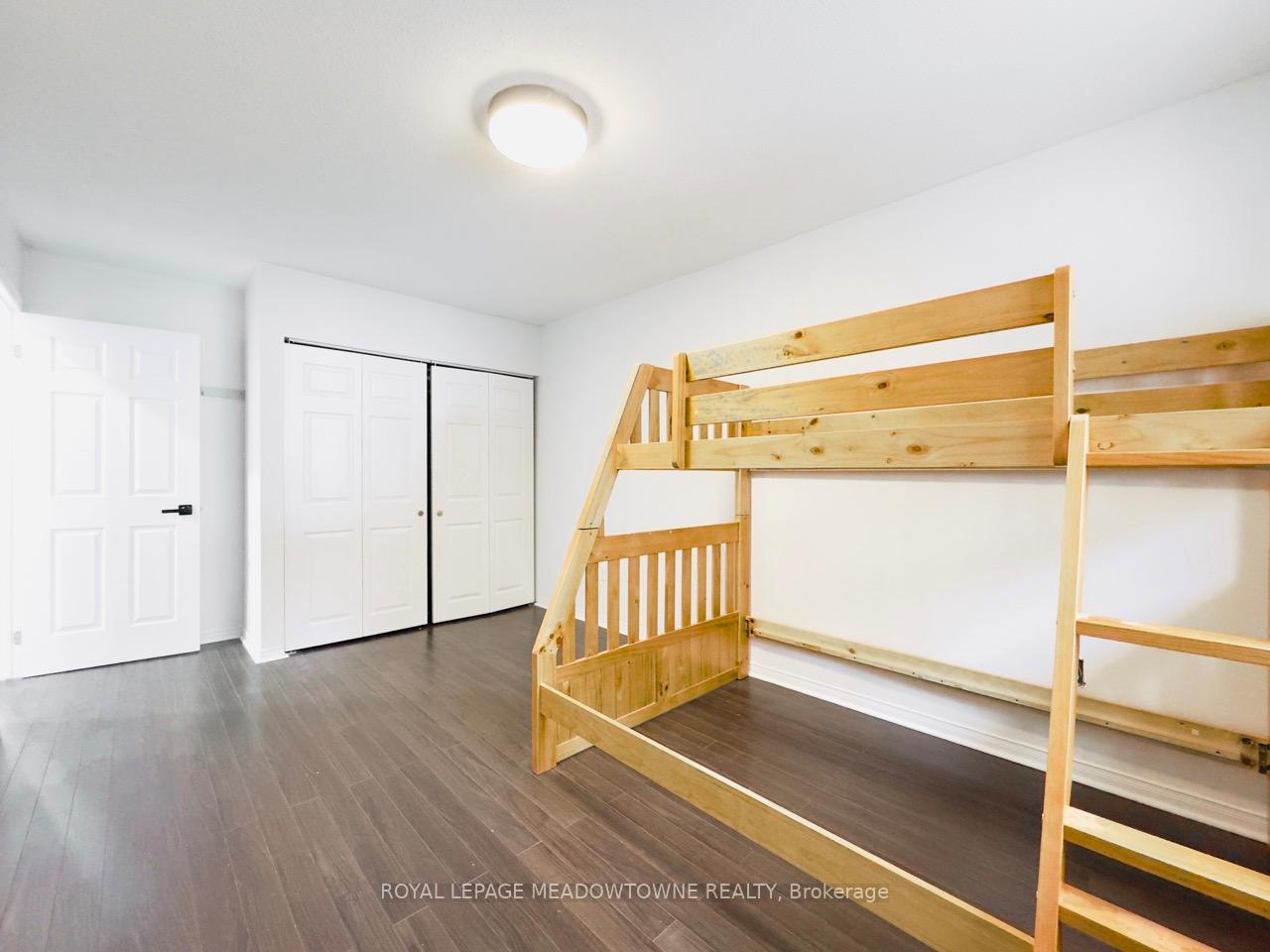 Photo 13 of 19 Galileo Boulevard, Brantford — HOMEH