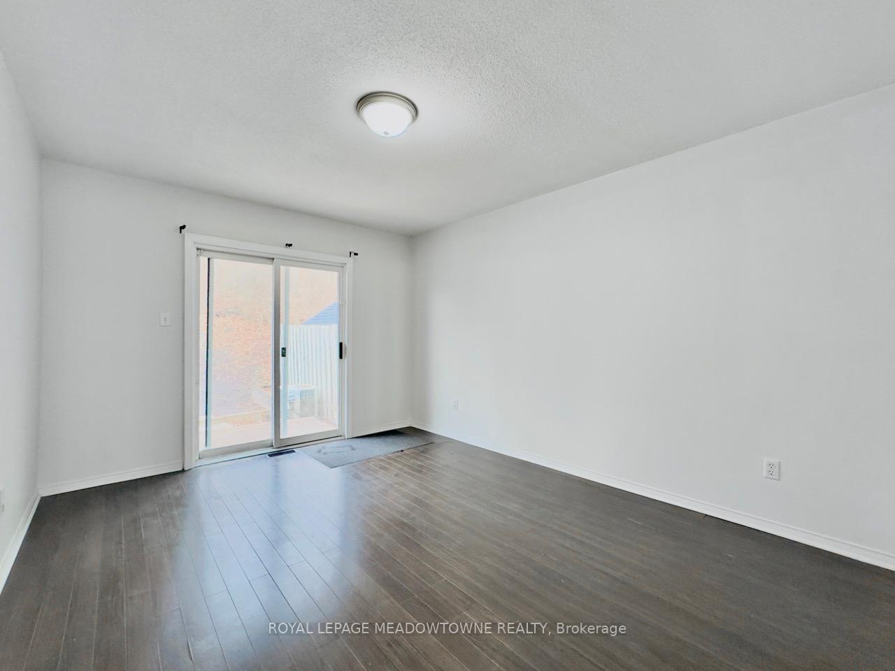 Photo 12 of 19 Galileo Boulevard, Brantford — HOMEH