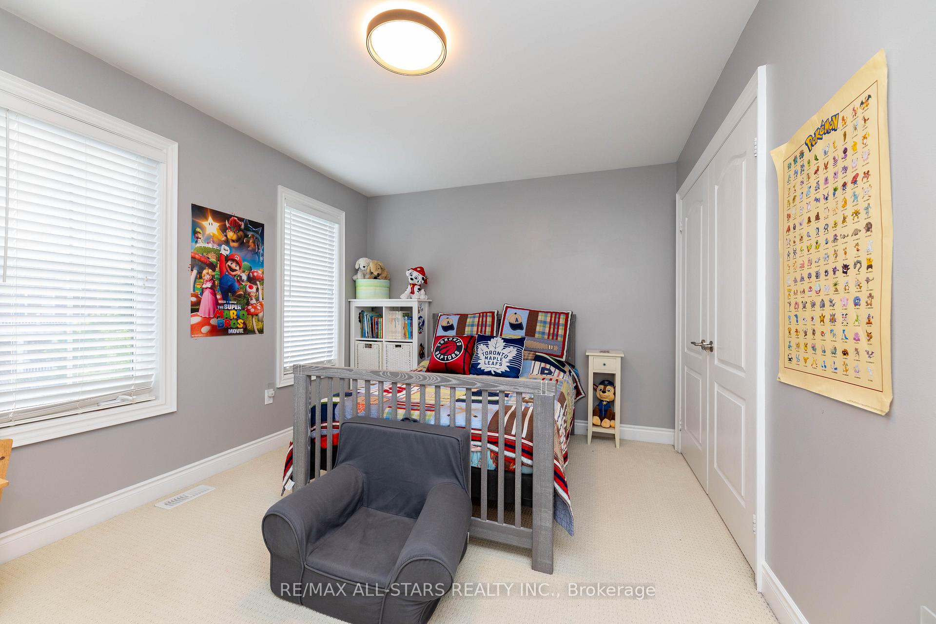Photo 17 of 46 Eastgate Circle, Whitby, Brooklin — HOMEH