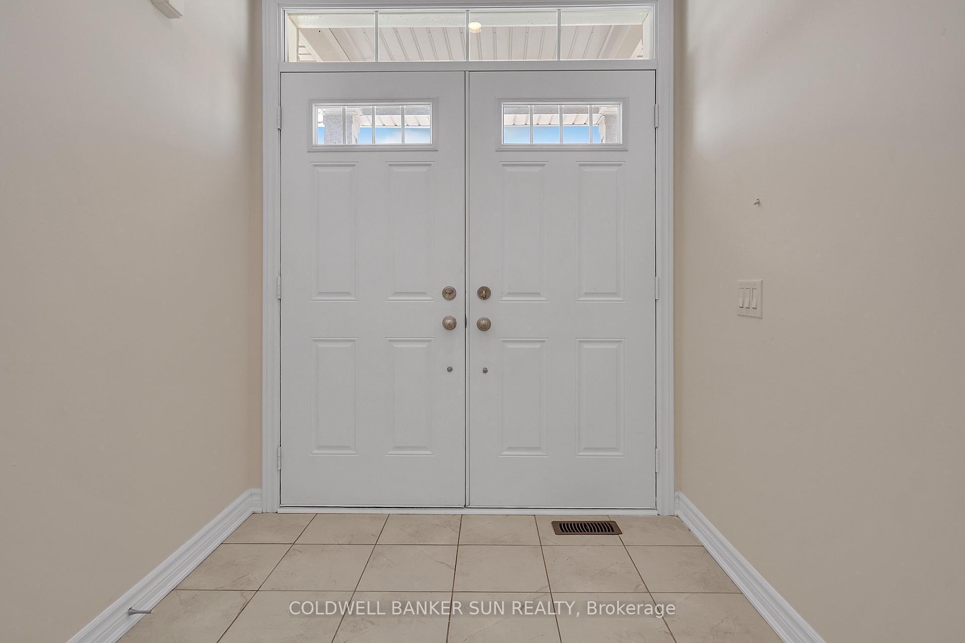 Photo 2 of 9 Sparrowbrook Street, Caledon, Rural Caledon — HOMEH