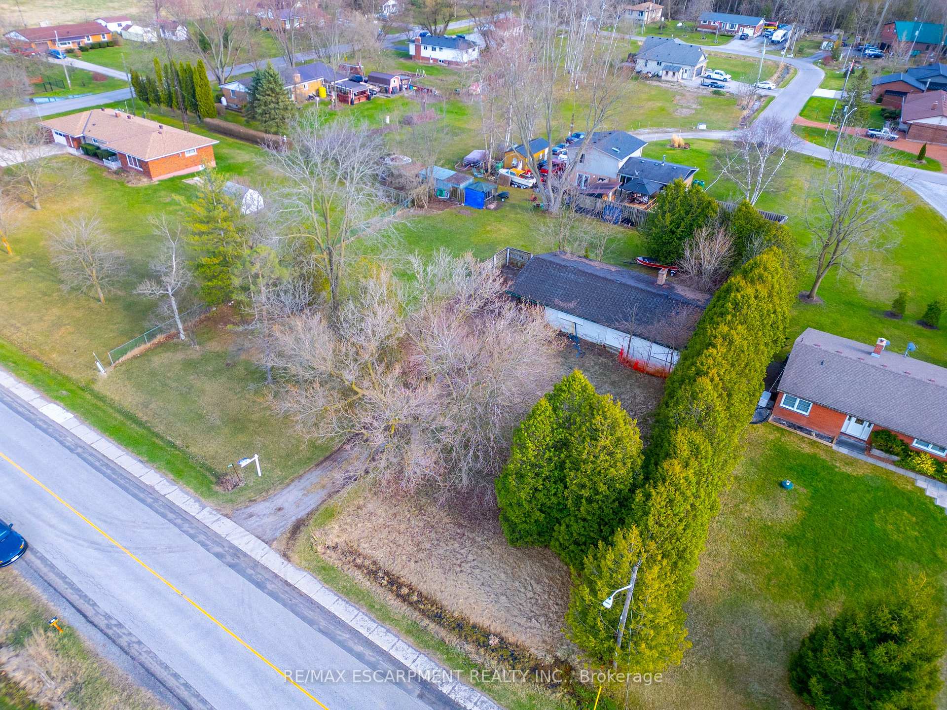 Photo 4 of 548 Concession 14 Walpole Road, Haldimand — HOMEH