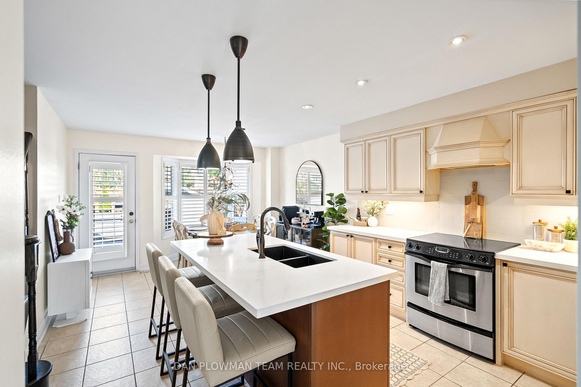 Photo 6 of 29 Rushworth Drive, Ajax, Northeast Ajax — HOMEH