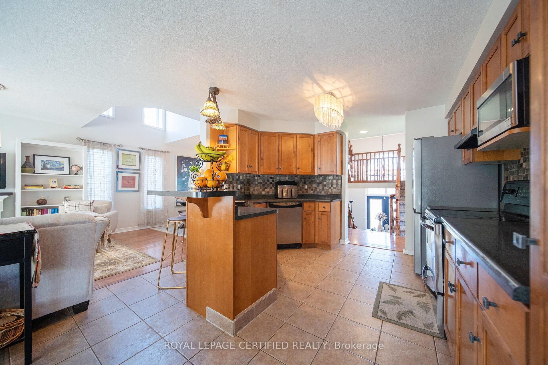 Photo 26 of 99 Simmonds Drive, Guelph, Victoria North — HOMEH