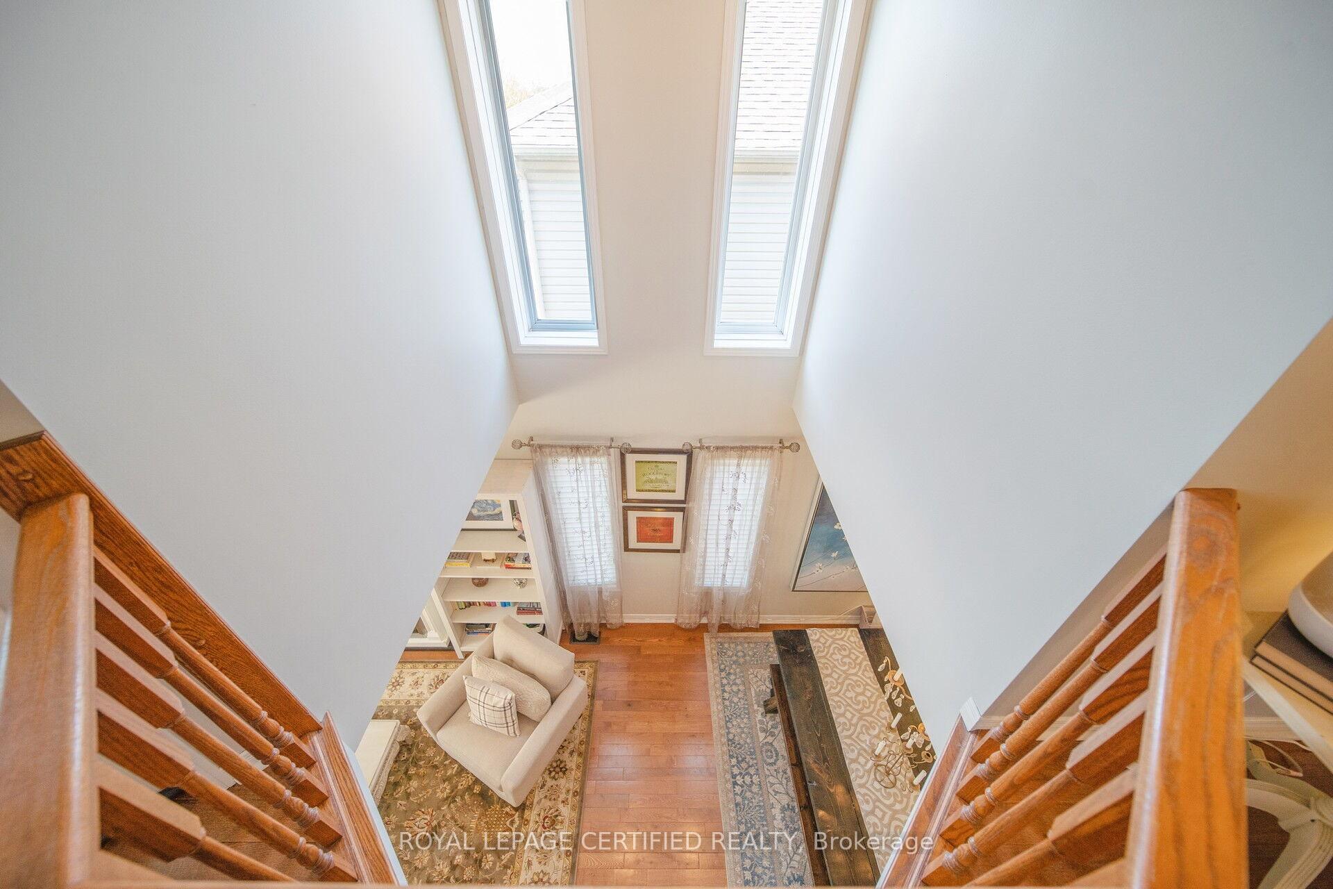 Photo 18 of 99 Simmonds Drive, Guelph, Victoria North — HOMEH
