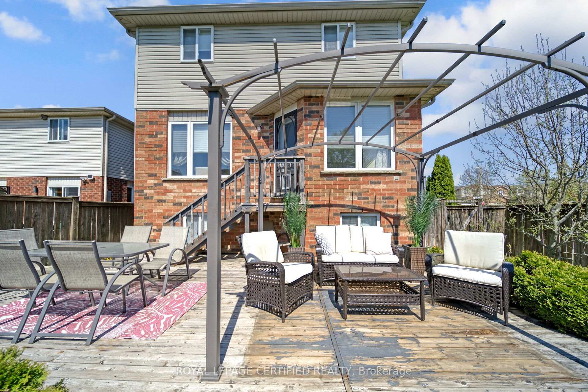 Photo 31 of 99 Simmonds Drive, Guelph, Victoria North — HOMEH