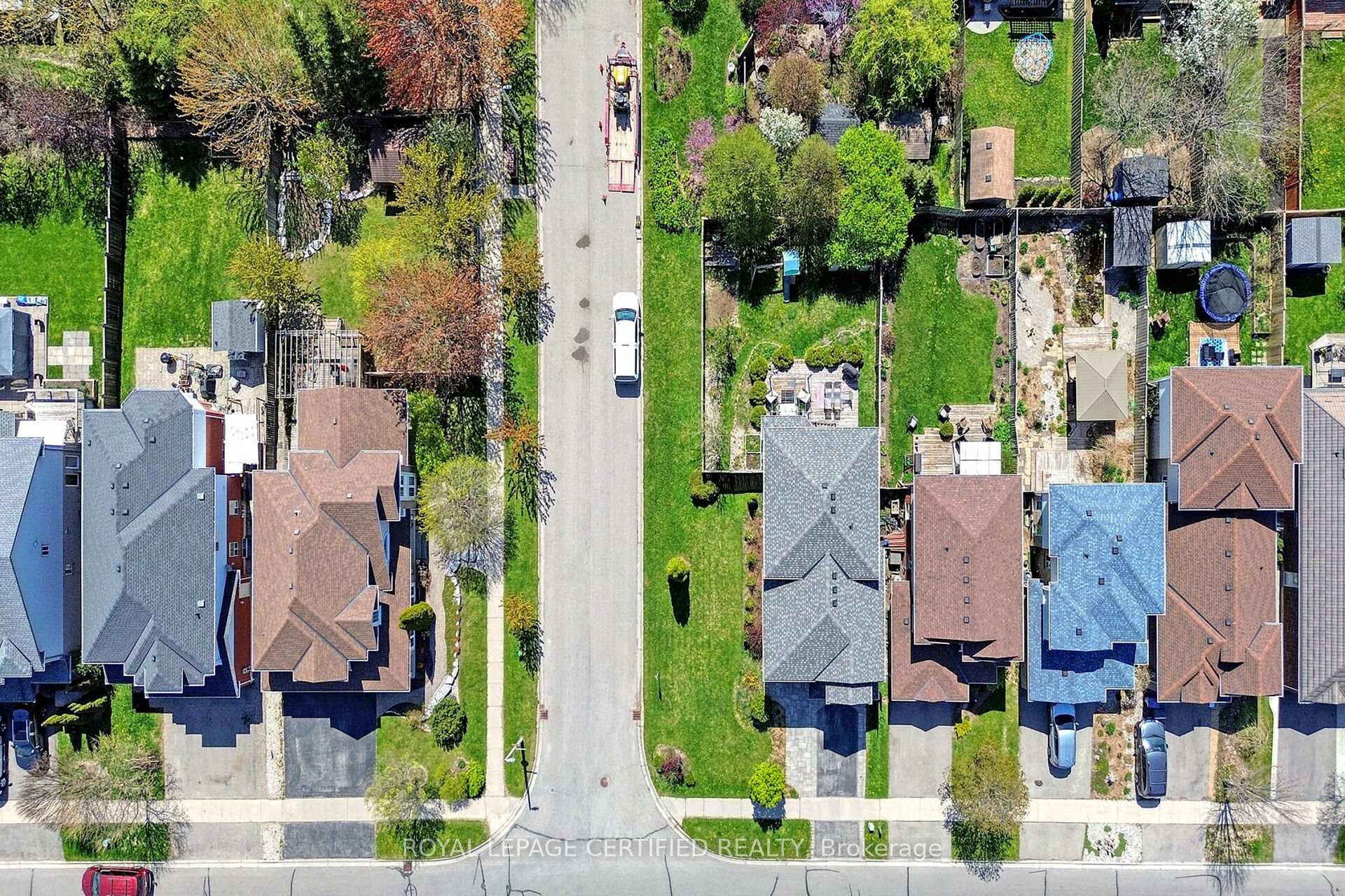 Photo 42 of 99 Simmonds Drive, Guelph, Victoria North — HOMEH