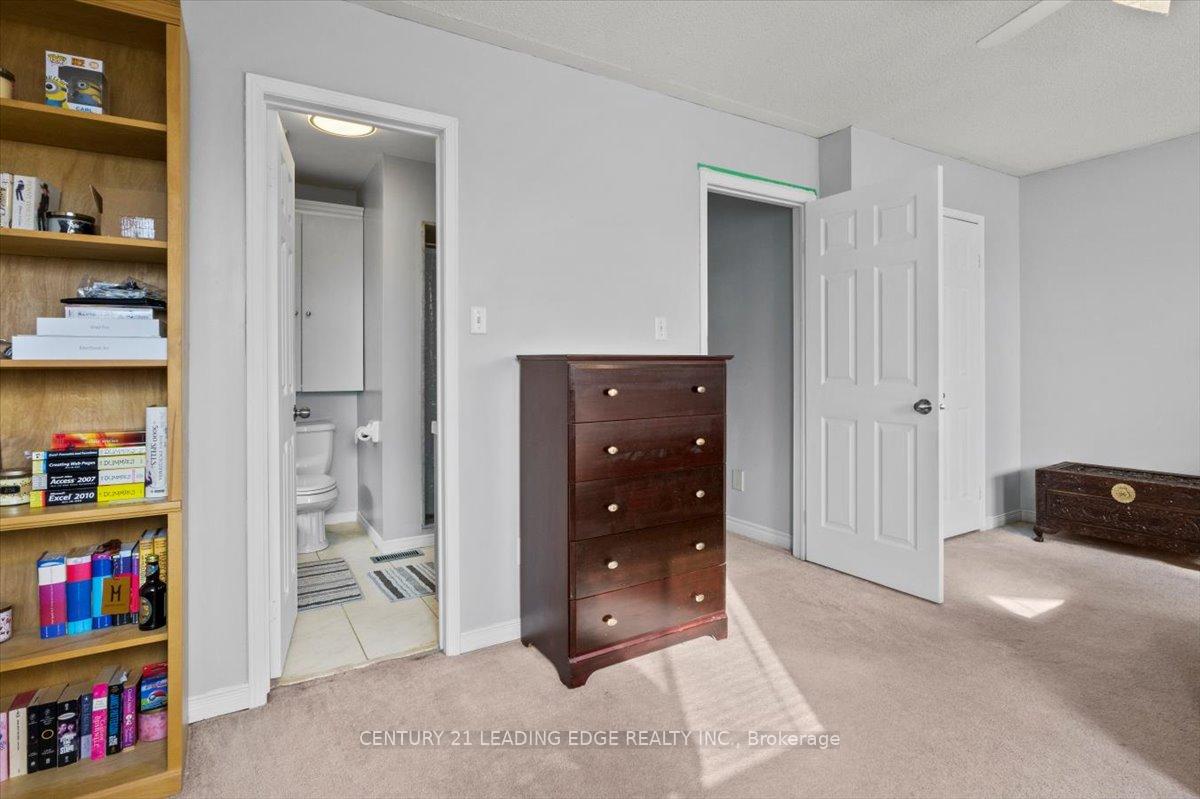 Photo 22 of 50 Tawn Crescent, Ajax, Central — HOMEH