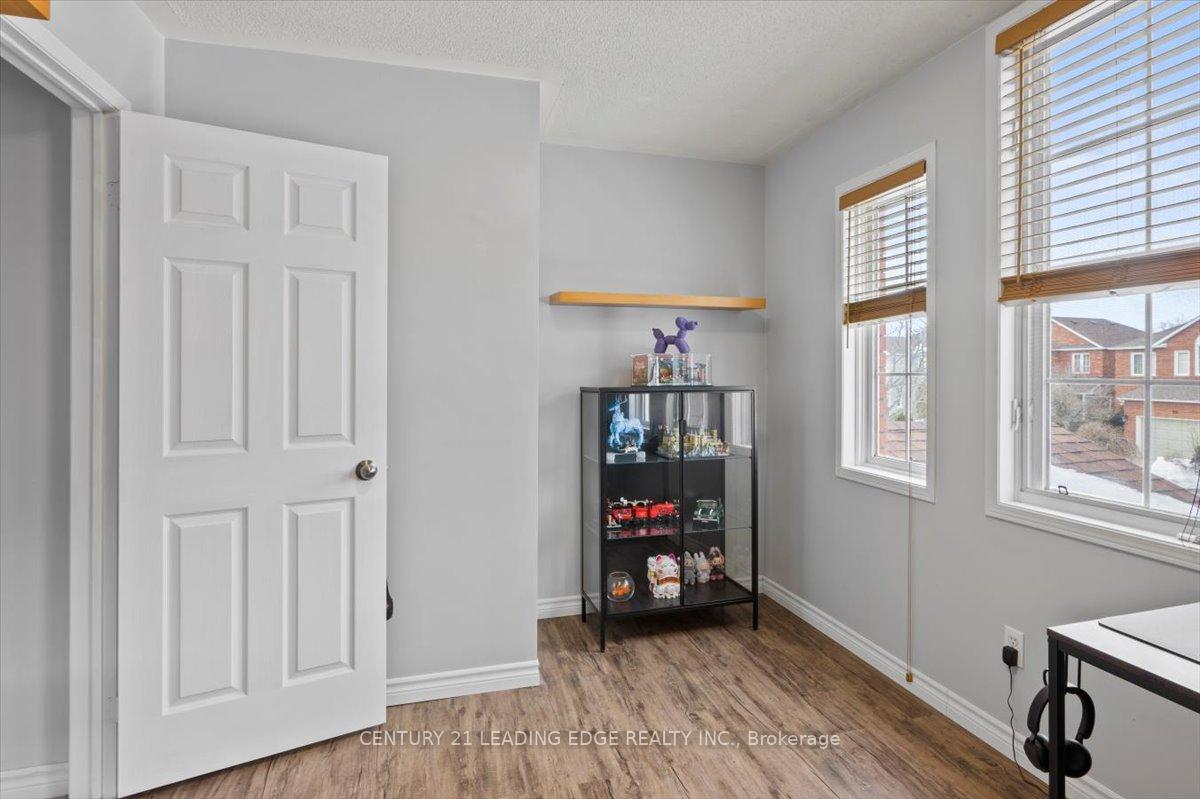 Photo 30 of 50 Tawn Crescent, Ajax, Central — HOMEH