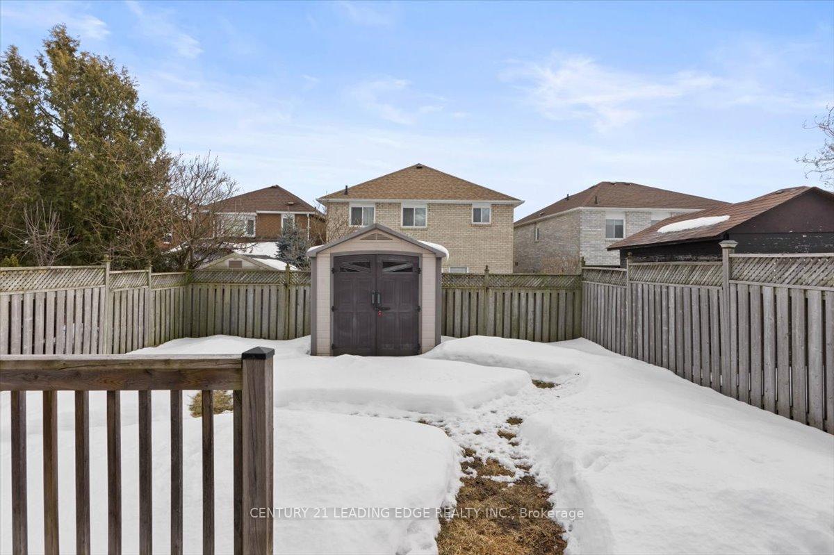Photo 34 of 50 Tawn Crescent, Ajax, Central — HOMEH