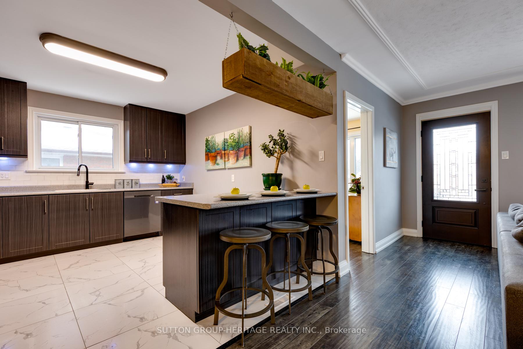 Photo 12 of 316 Central Park Boulevard S, Oshawa, Central — HOMEH