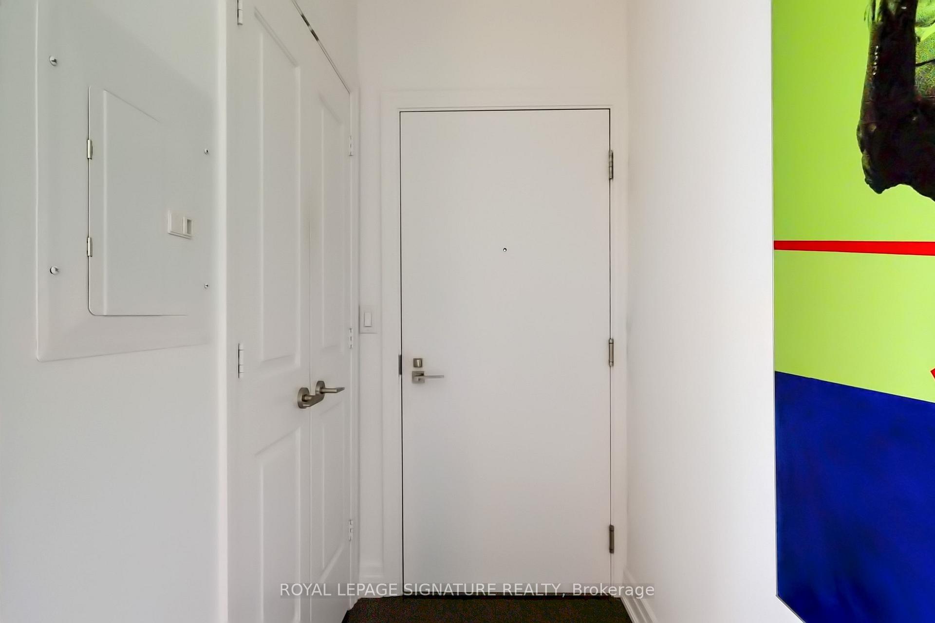 Photo 13 of Unit 5204, 8 The Esplanade, Toronto, Waterfront Communities — HOMEH