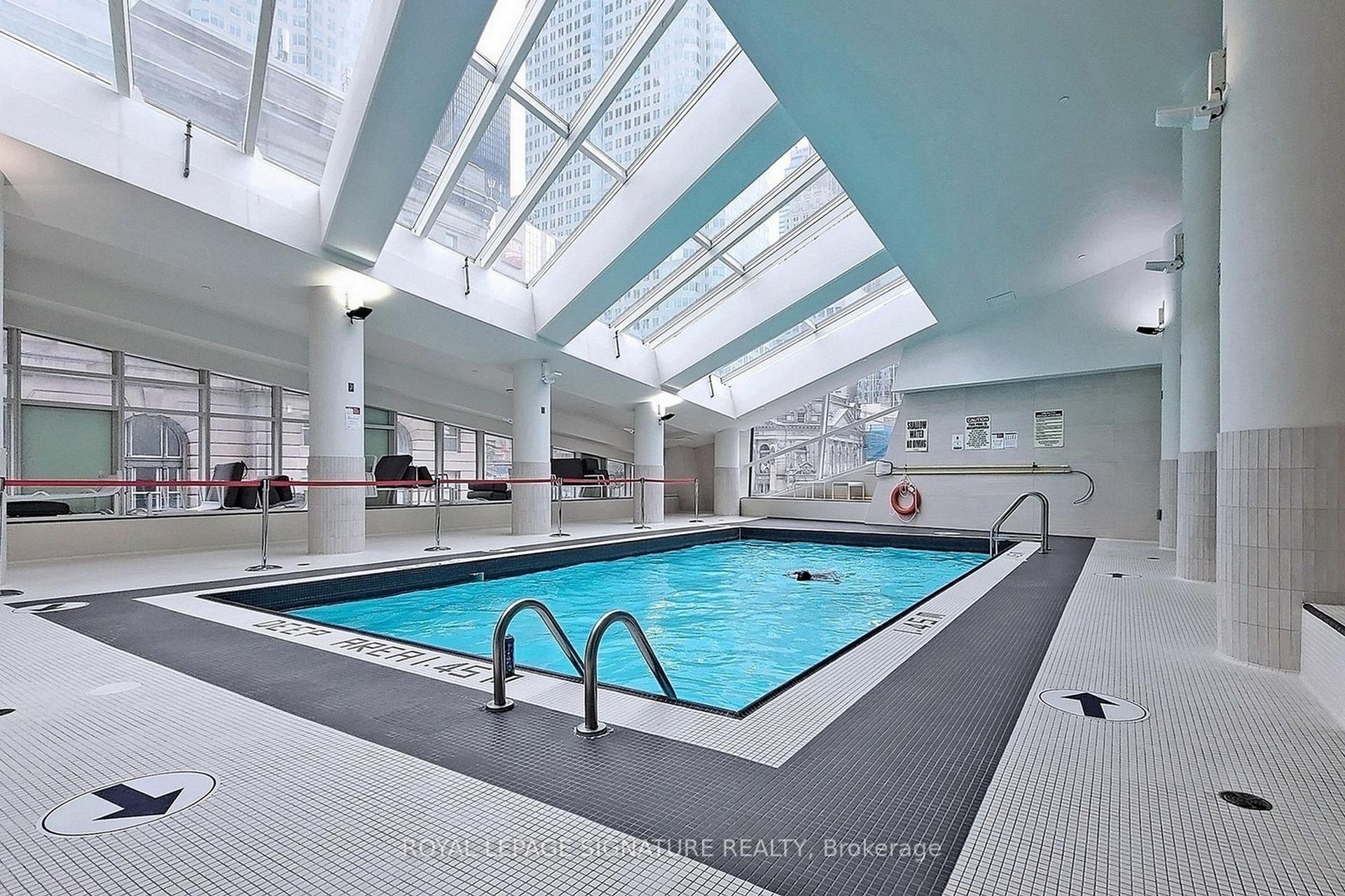Photo 27 of Unit 5204, 8 The Esplanade, Toronto, Waterfront Communities — HOMEH