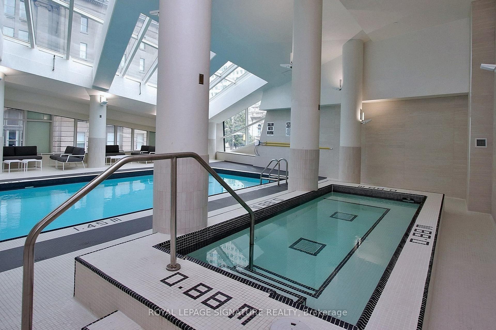 Photo 21 of Unit 5204, 8 The Esplanade, Toronto, Waterfront Communities — HOMEH