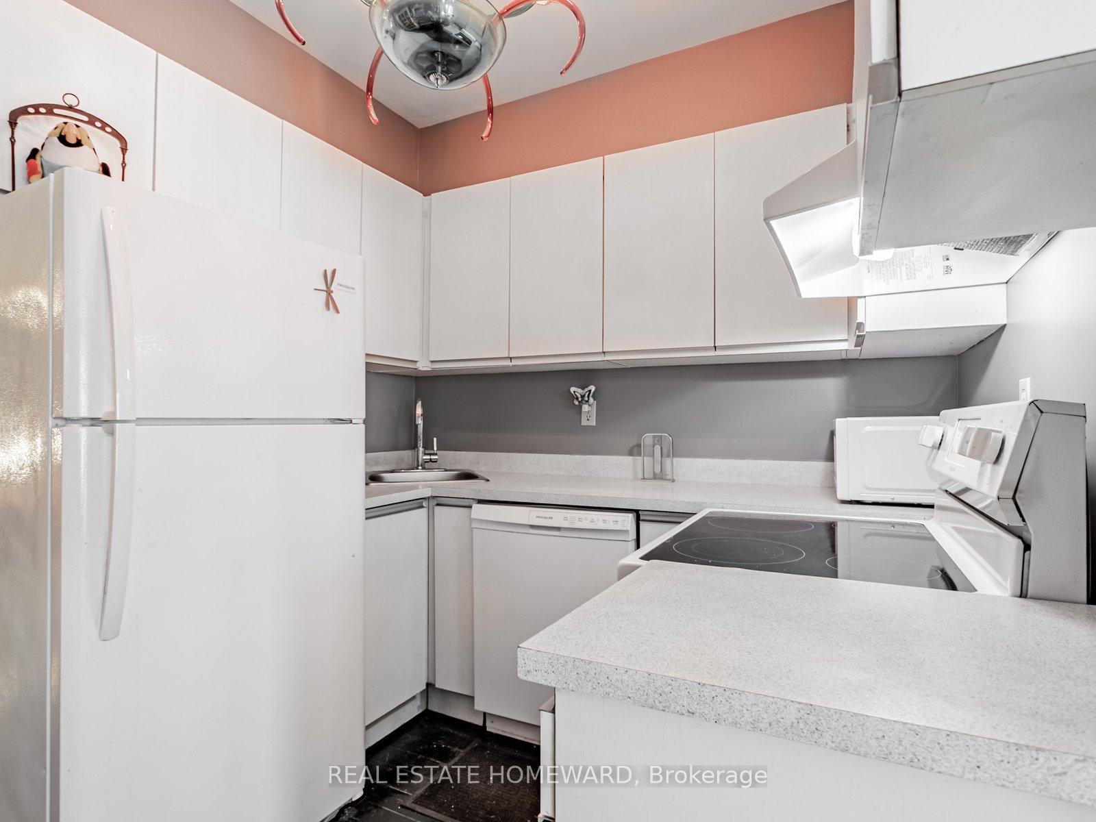 Photo 8 of 39 Wolfrey Avenue, Toronto, North Riverdale — HOMEH