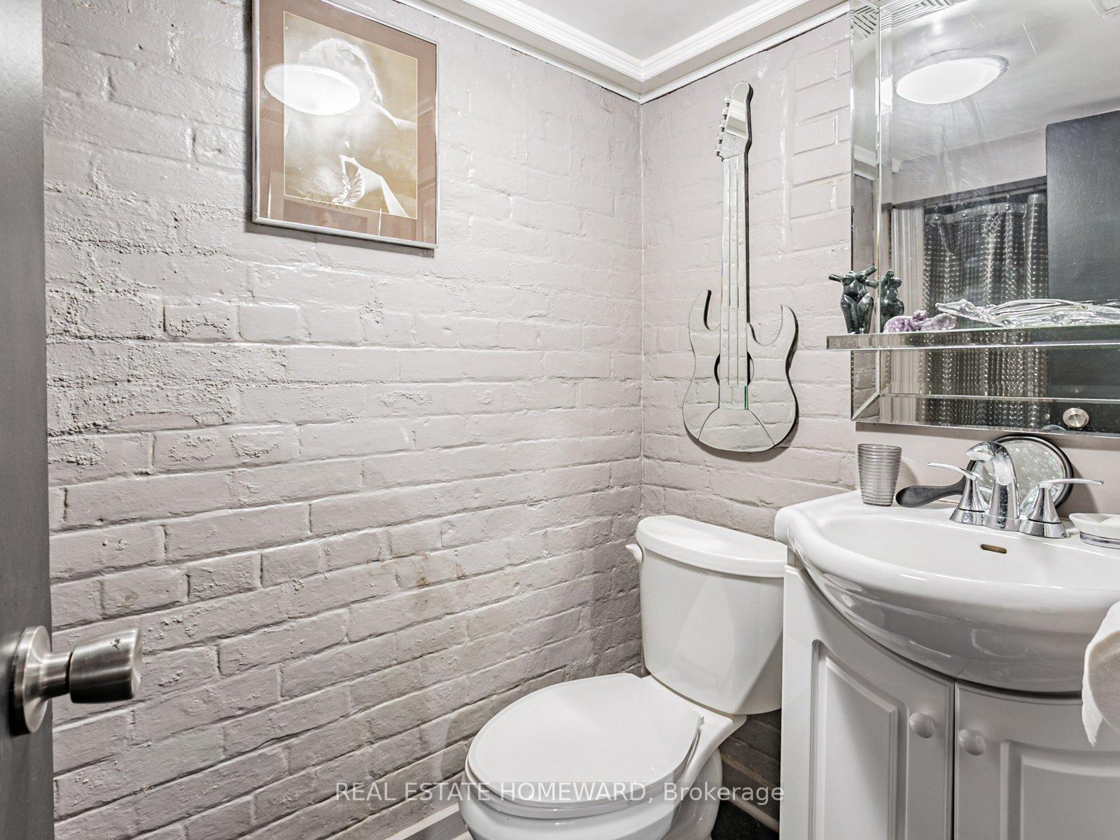 Photo 17 of 39 Wolfrey Avenue, Toronto, North Riverdale — HOMEH