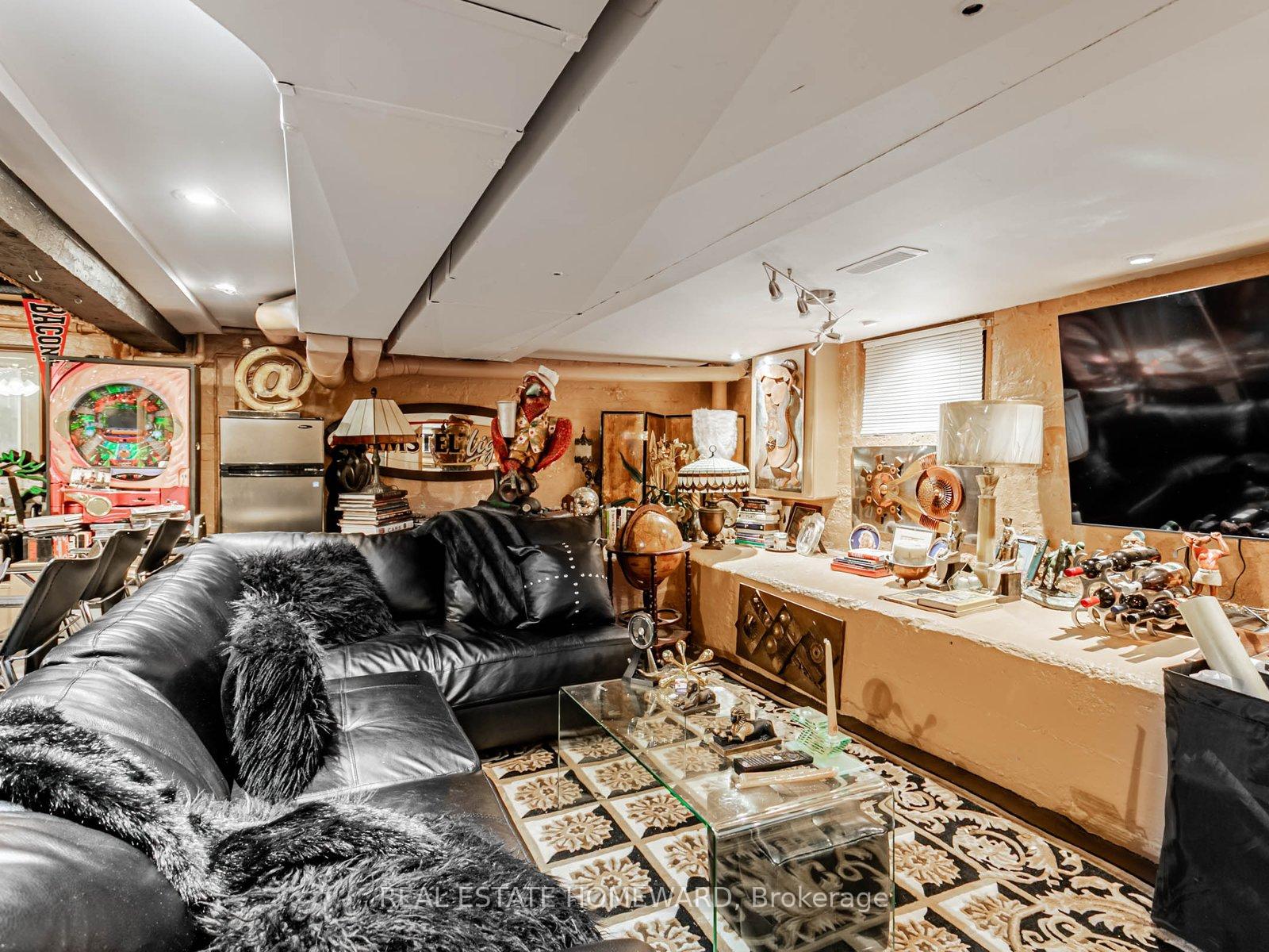 Photo 27 of 39 Wolfrey Avenue, Toronto, North Riverdale — HOMEH