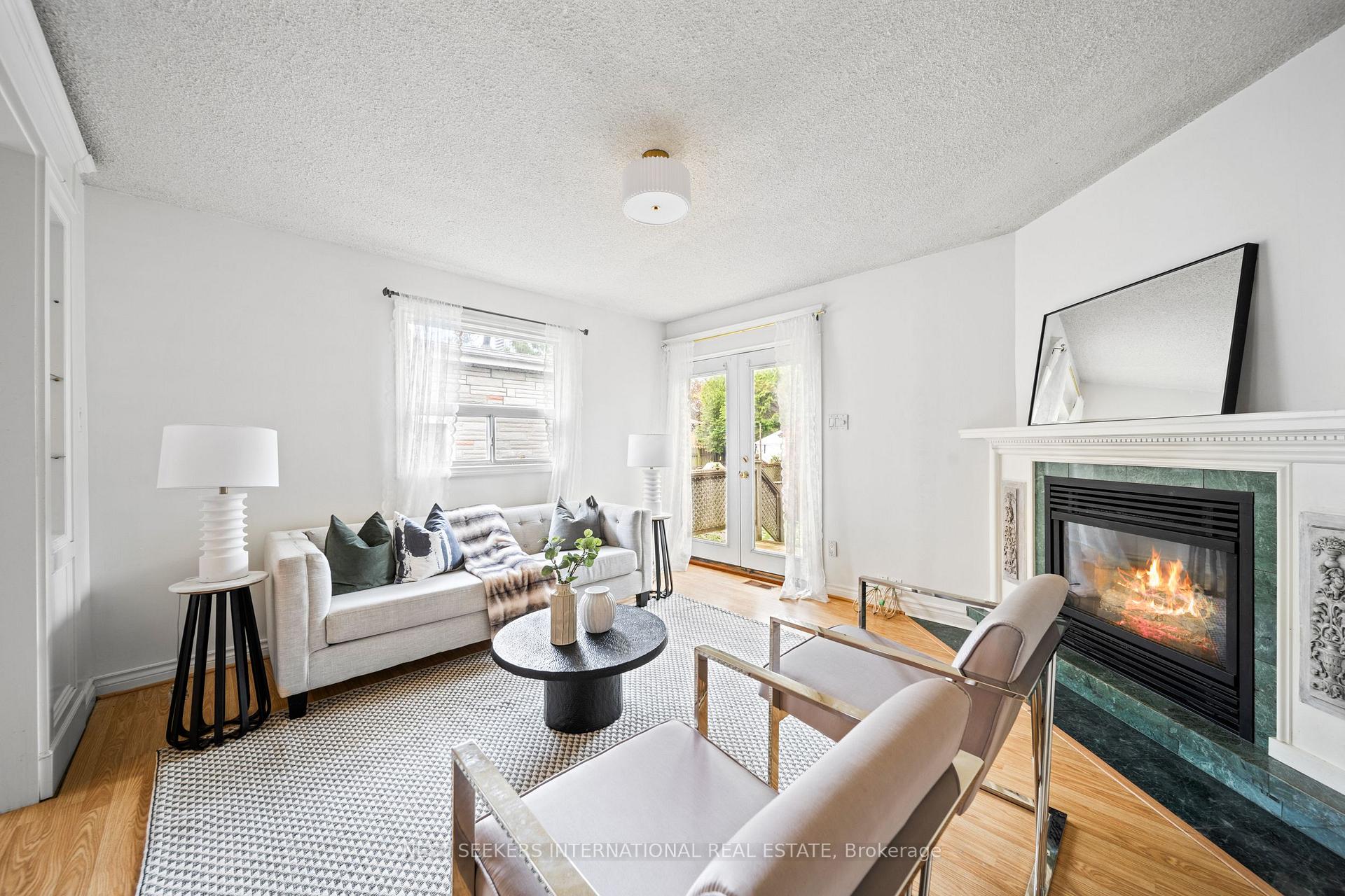 Photo 26 of 35 Cambrai Avenue, Toronto, Woodbine-Lumsden — HOMEH