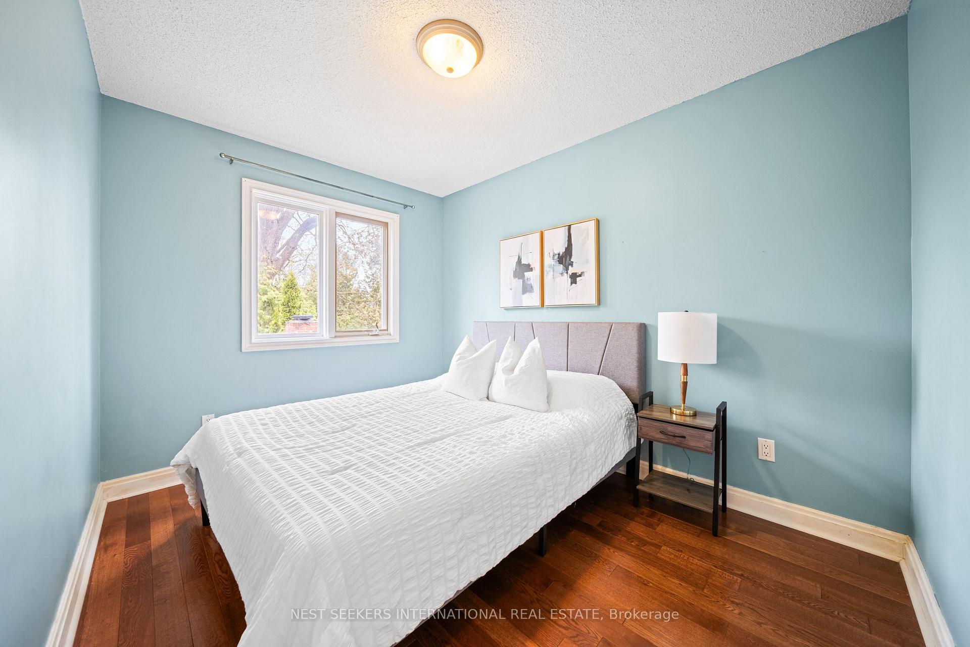 Photo 40 of 35 Cambrai Avenue, Toronto, Woodbine-Lumsden — HOMEH