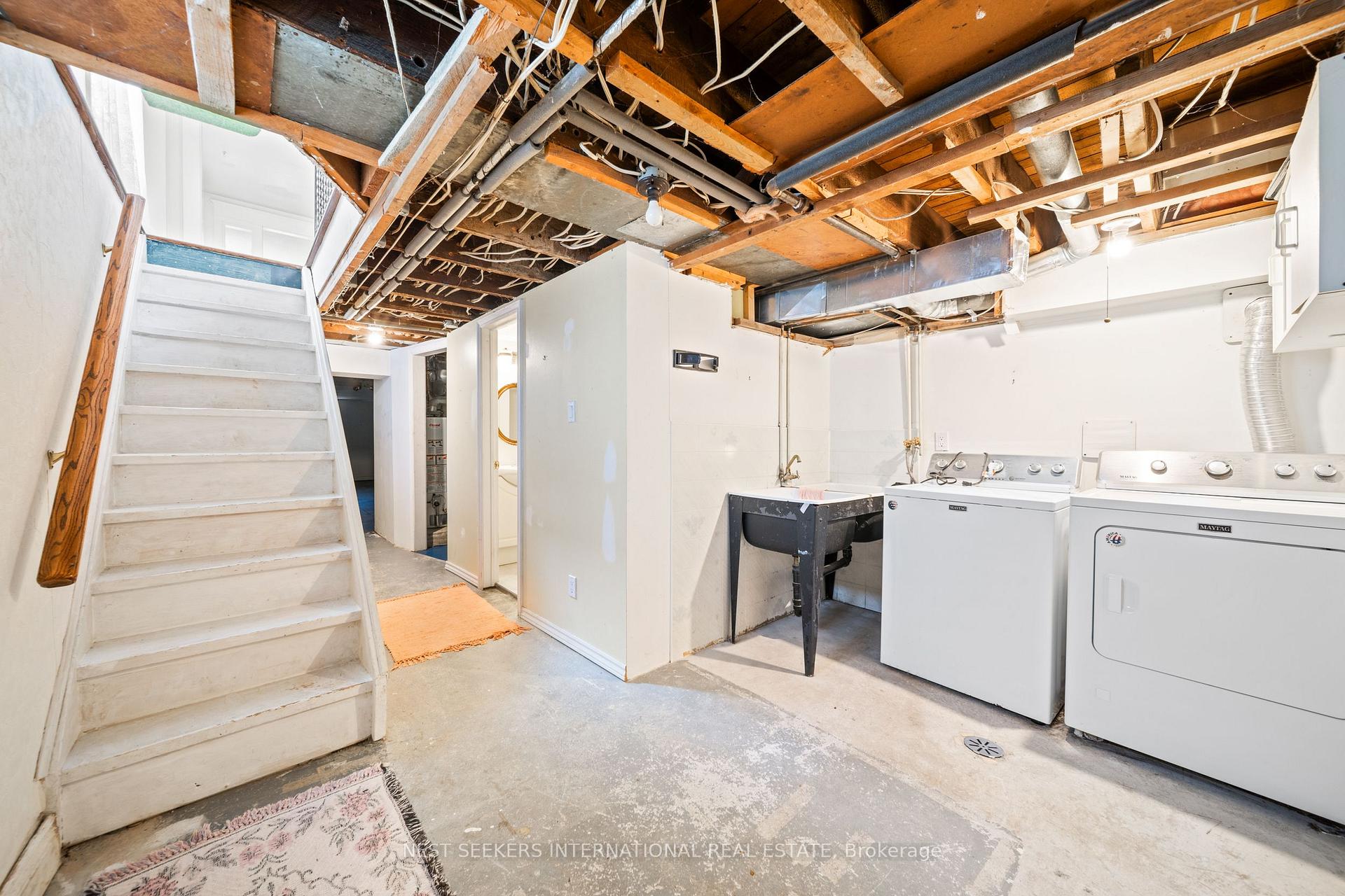 Photo 47 of 35 Cambrai Avenue, Toronto, Woodbine-Lumsden — HOMEH