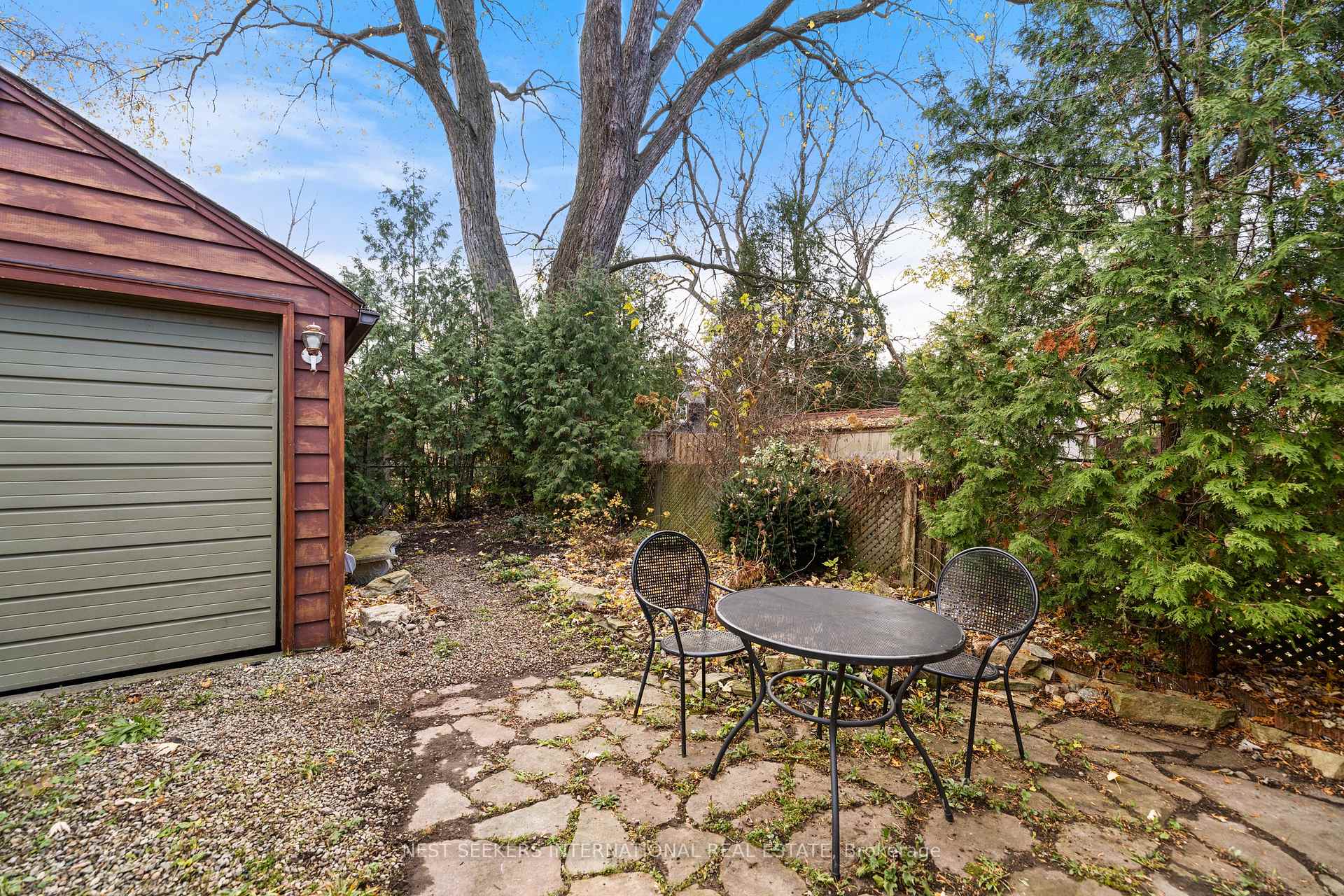 Photo 41 of 35 Cambrai Avenue, Toronto, Woodbine-Lumsden — HOMEH