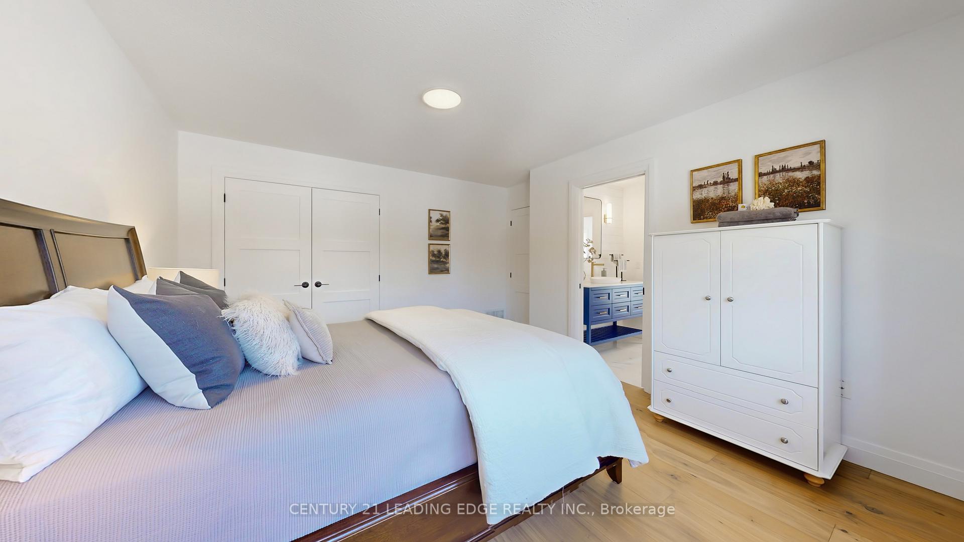 Photo 35 of 59 Robert Attersley Drive E, Whitby, Taunton North — HOMEH