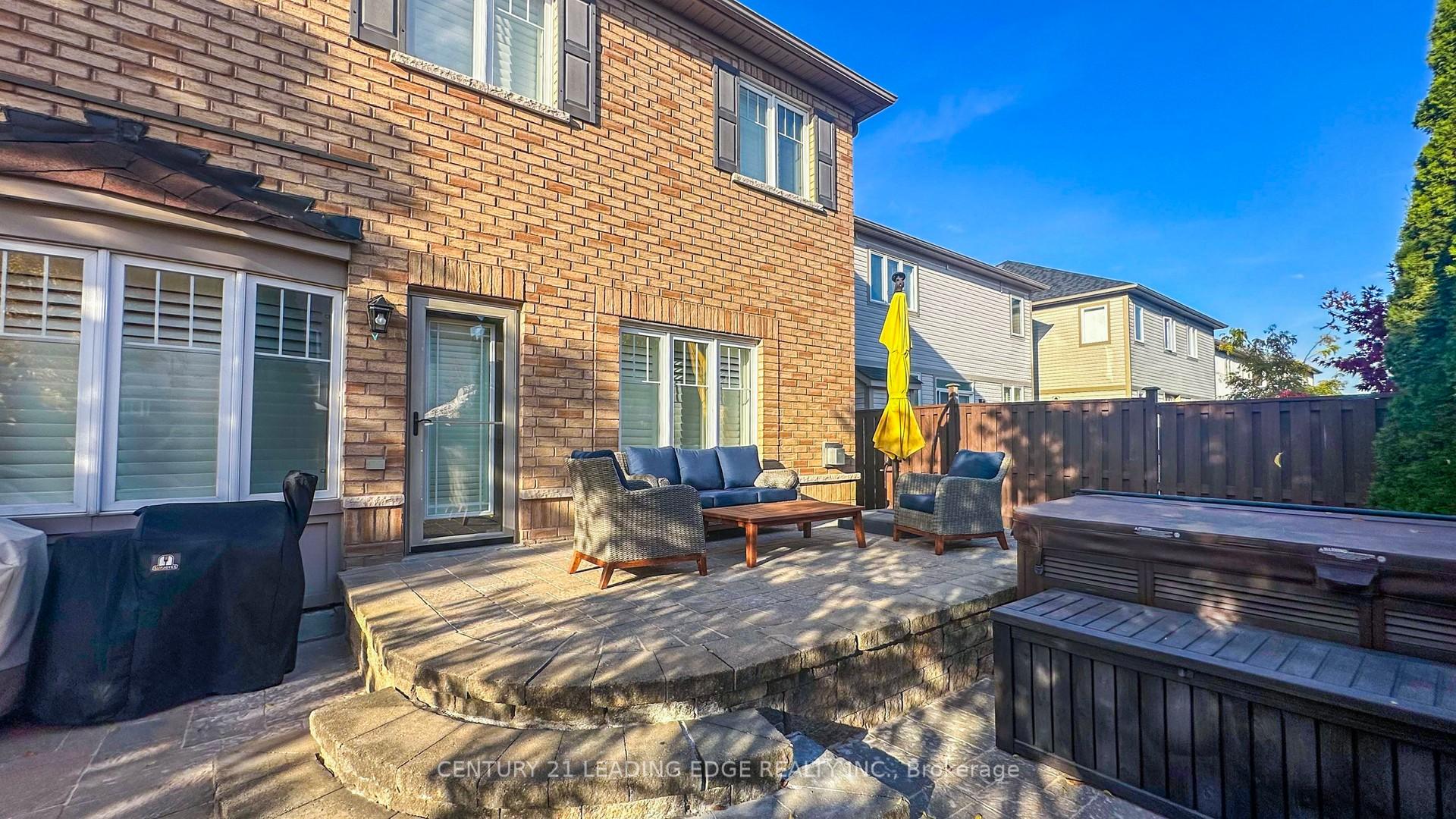 Photo 45 of 59 Robert Attersley Drive E, Whitby, Taunton North — HOMEH