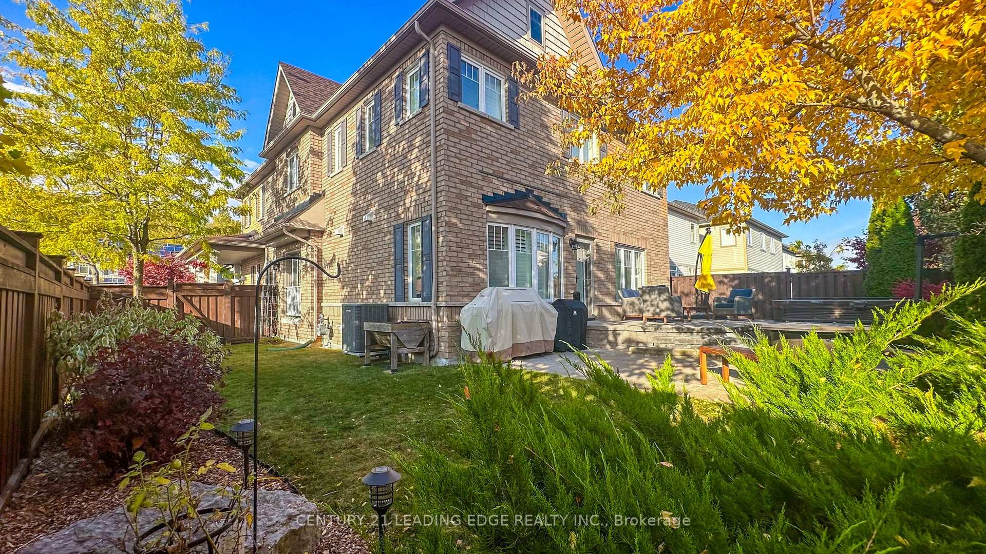 Photo 46 of 59 Robert Attersley Drive E, Whitby, Taunton North — HOMEH