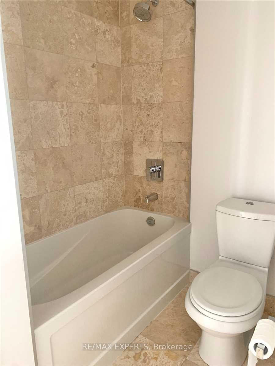 Photo 10 of Unit 3104, 12 York Street, Toronto, Waterfront Communities — HOMEH