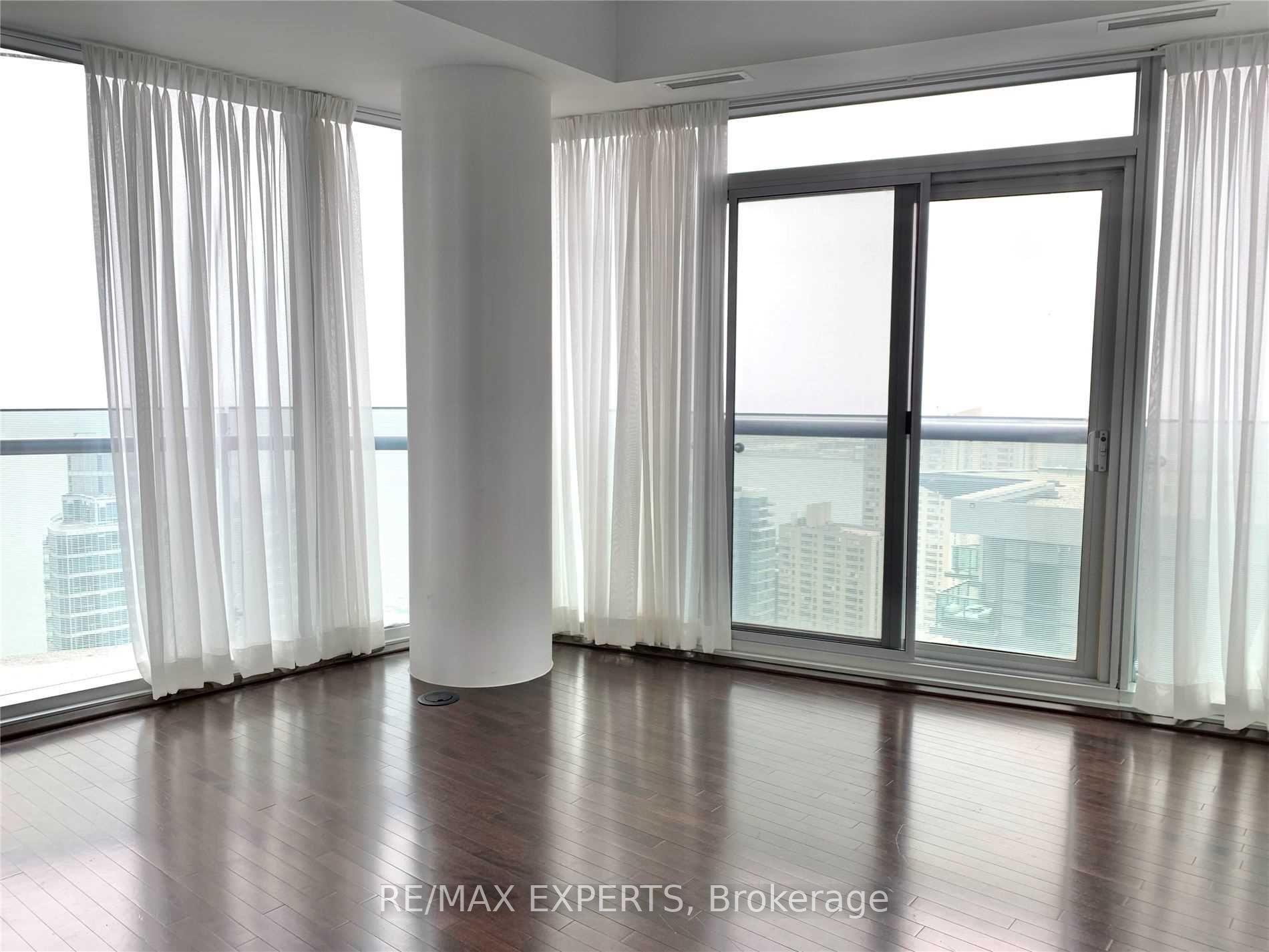Photo 12 of Unit 3104, 12 York Street, Toronto, Waterfront Communities — HOMEH