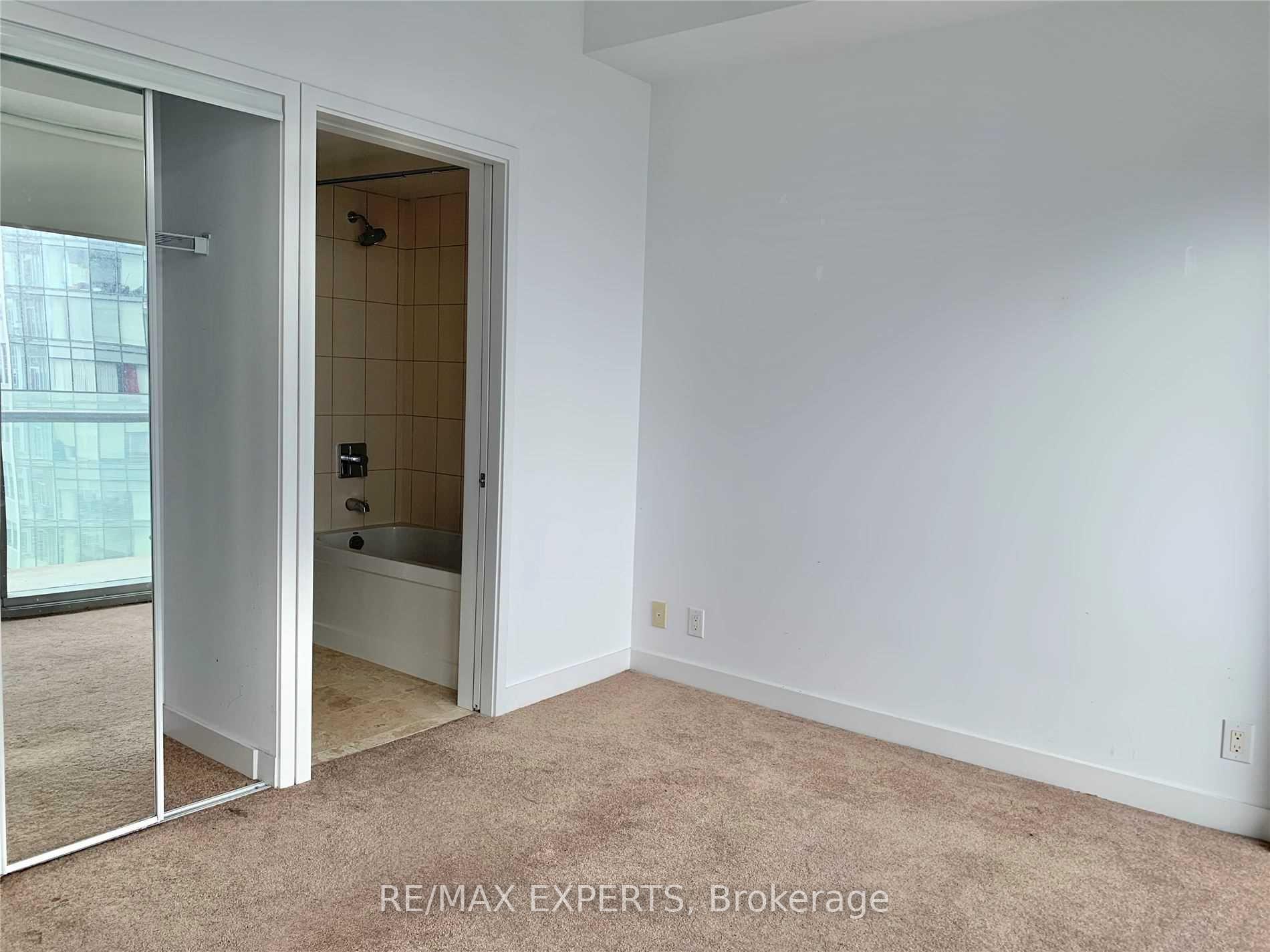 Photo 16 of Unit 3104, 12 York Street, Toronto, Waterfront Communities — HOMEH