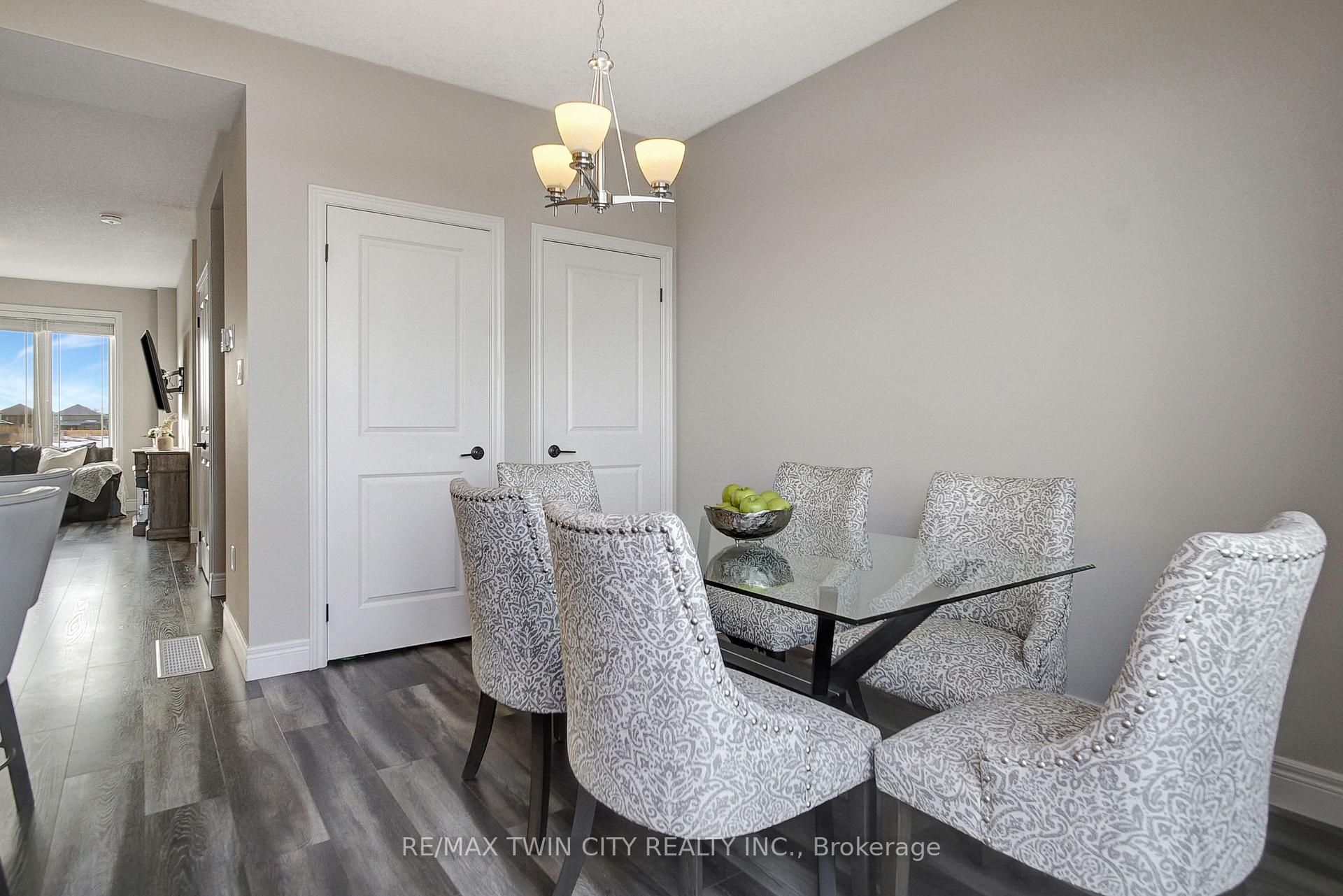 Photo 30 of 82 Loxleigh Lane, Wellesley — HOMEH