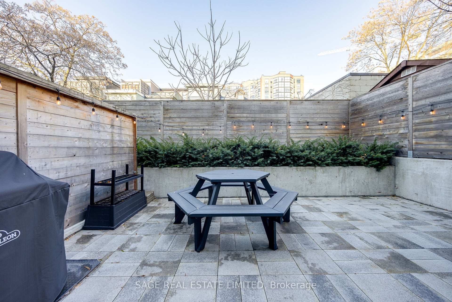 Photo 19 of Unit 101, 90 Niagara Street, Toronto, Niagara — HOMEH