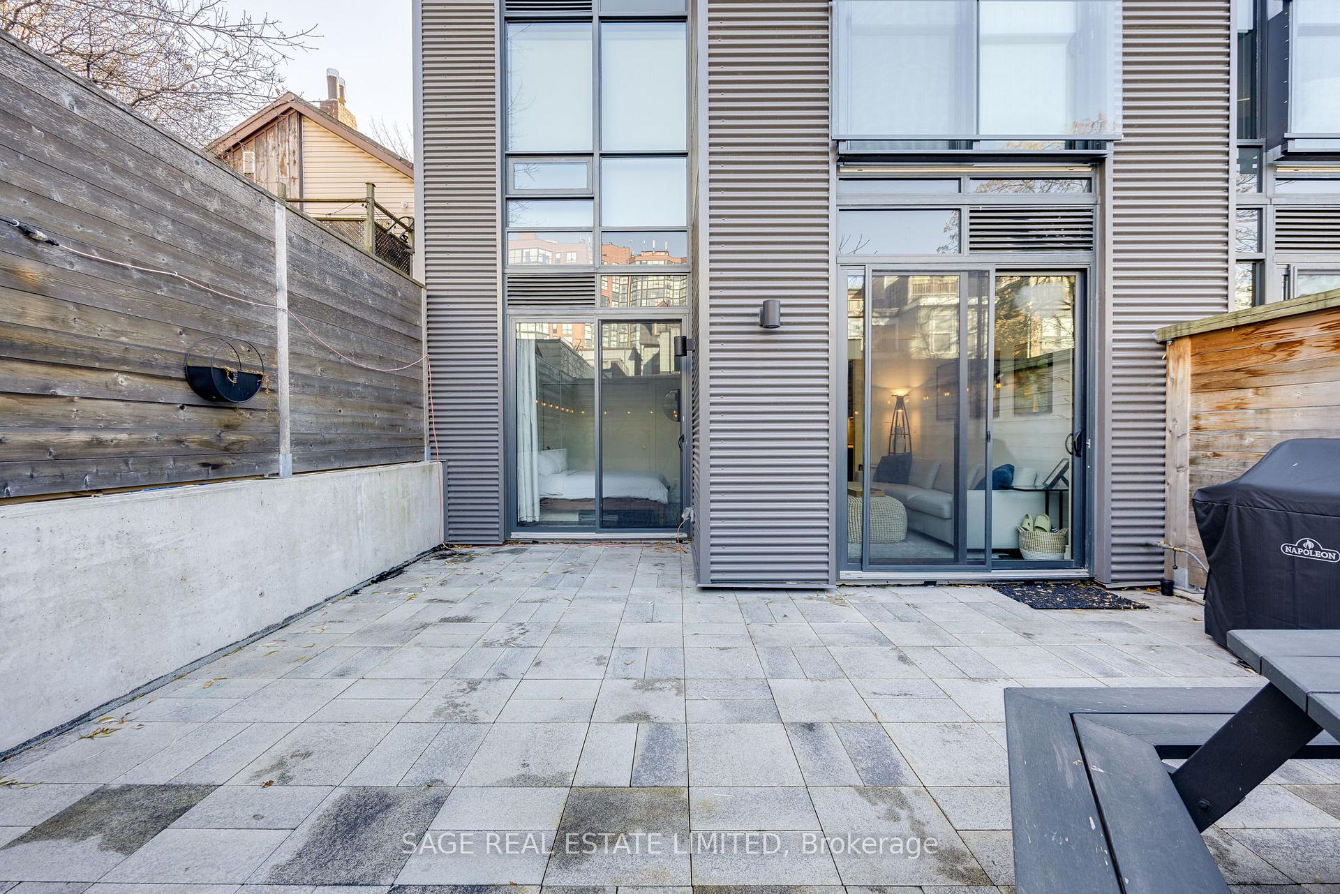 Photo 16 of Unit 101, 90 Niagara Street, Toronto, Niagara — HOMEH