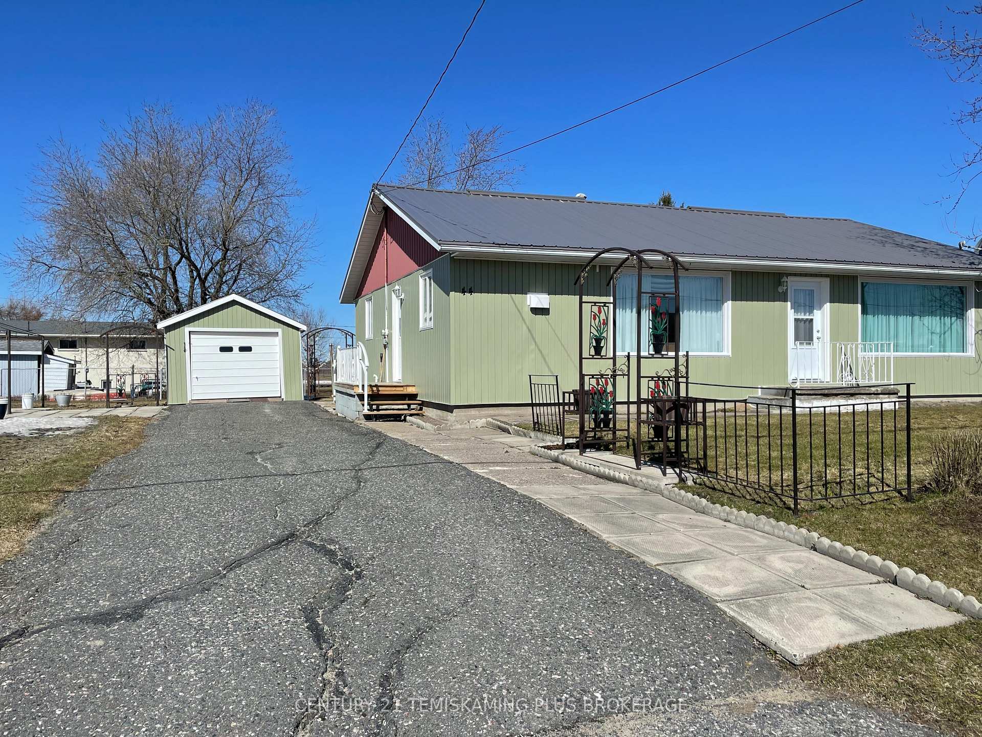 Photo 1 of 40 & 44 Tenth Avenue N, Armstrong, Earlton — HOMEH