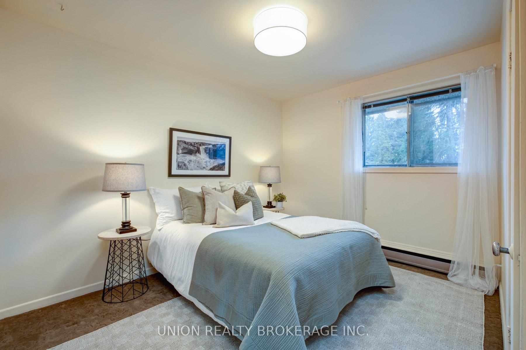 Photo 19 of 54 Oakridge Drive, Scarborough, Cliffcrest — HOMEH