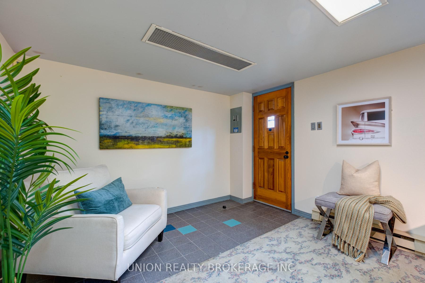 Photo 26 of 54 Oakridge Drive, Scarborough, Cliffcrest — HOMEH