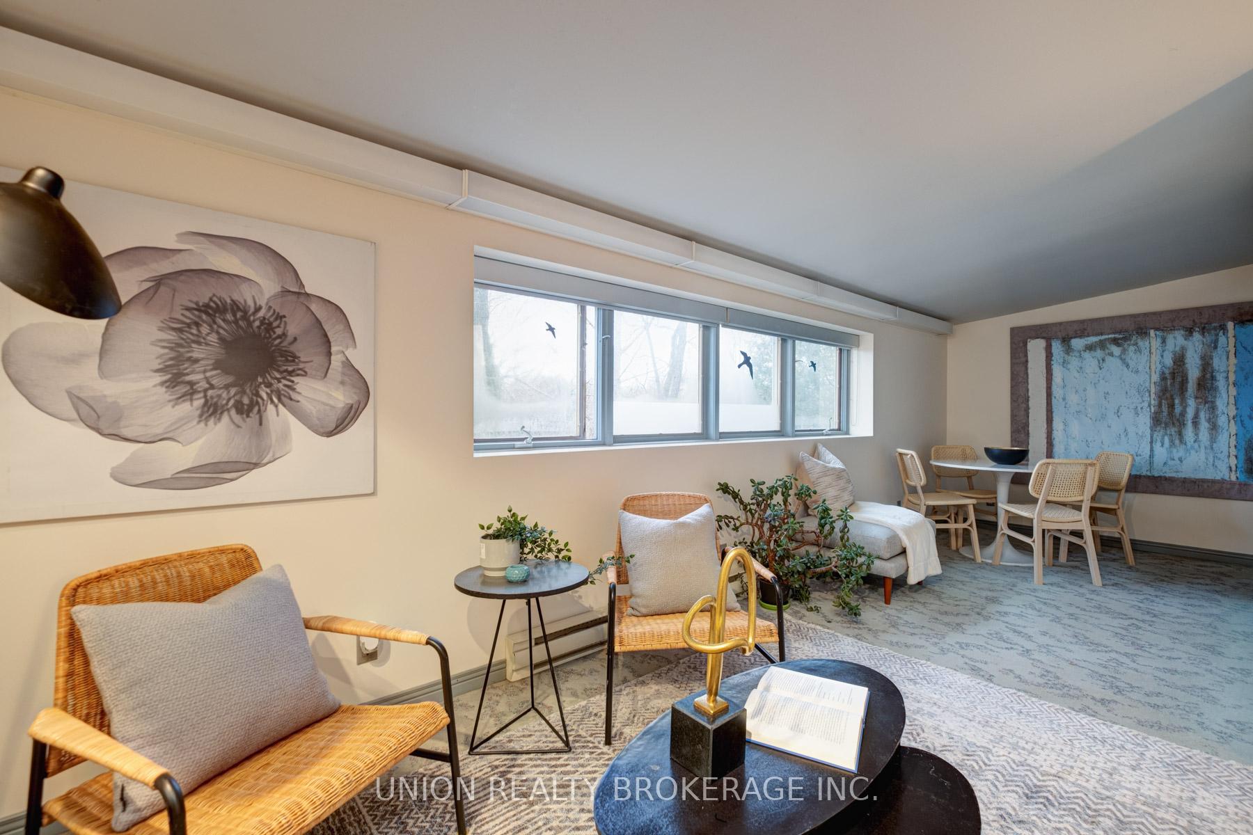 Photo 35 of 54 Oakridge Drive, Scarborough, Cliffcrest — HOMEH