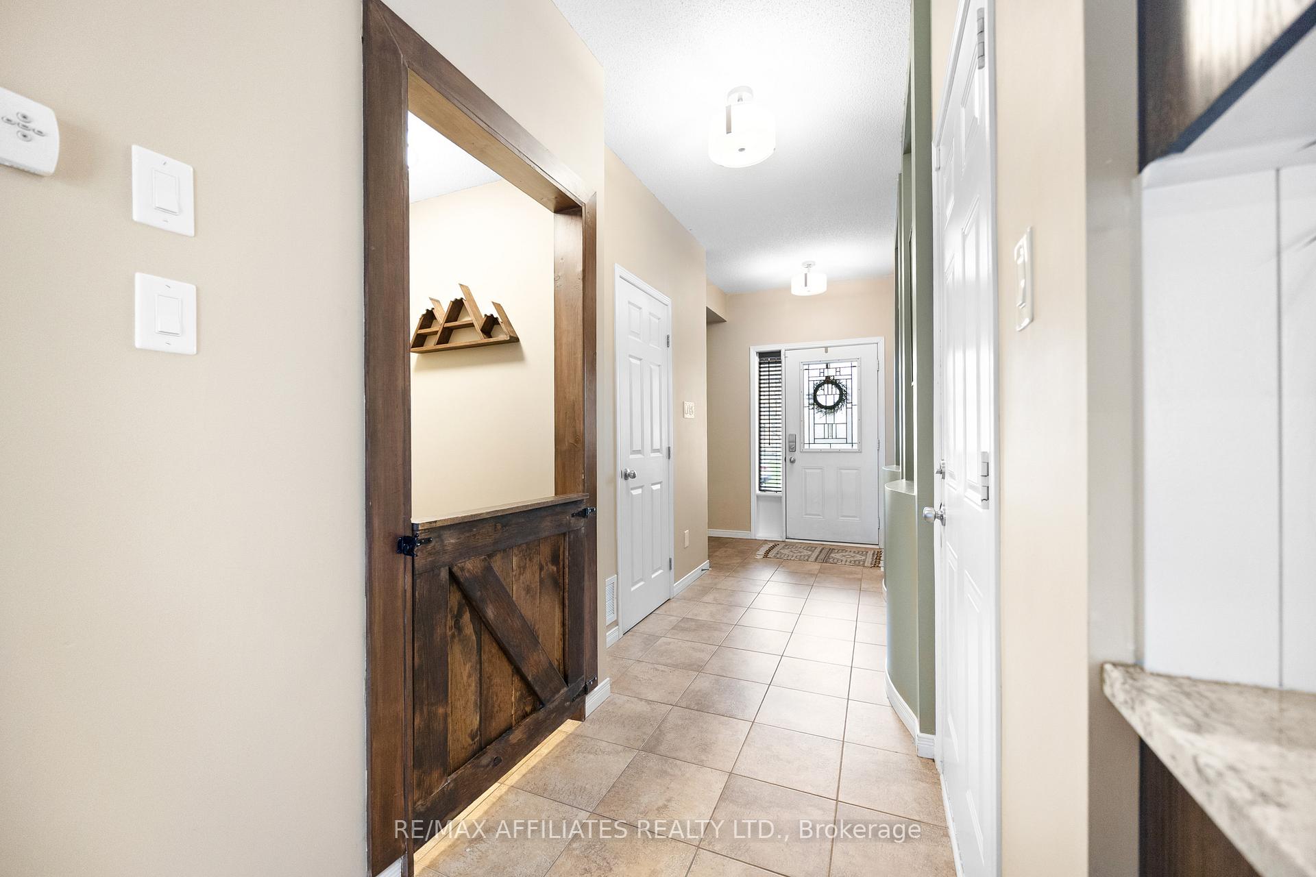 Photo 2 of 62 Hackberry Trail, Carleton Place — HOMEH