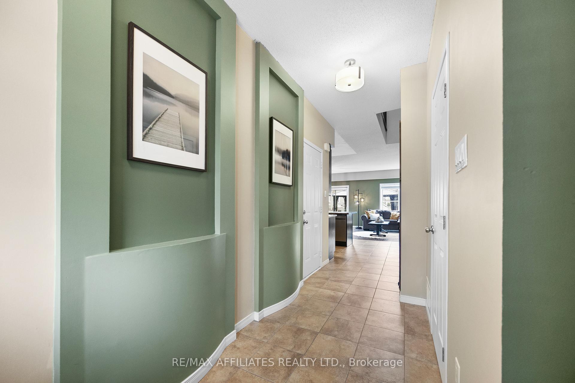 Photo 10 of 62 Hackberry Trail, Carleton Place — HOMEH