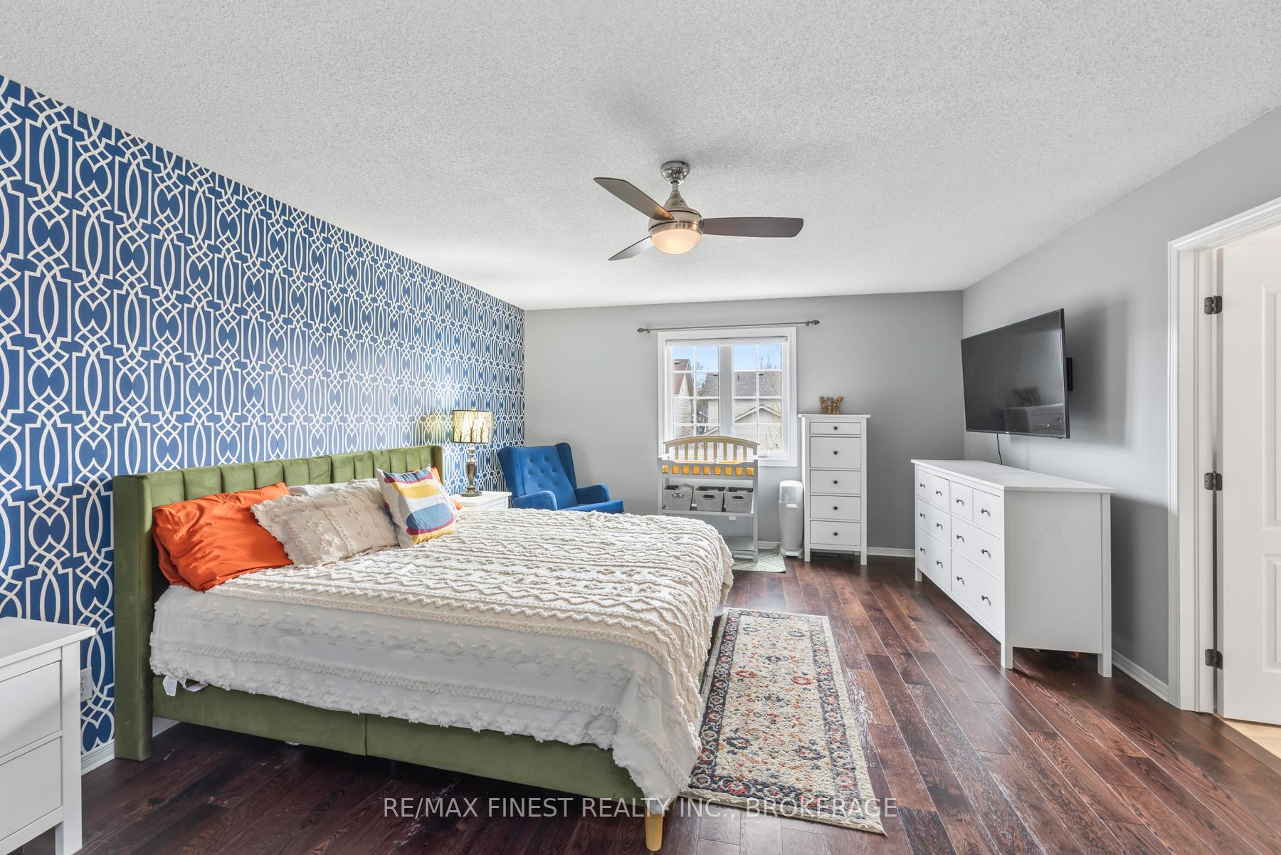 Photo 48 of 423 Maureen Street, Kingston, Kingston East (Incl Barret Crt) — HOMEH