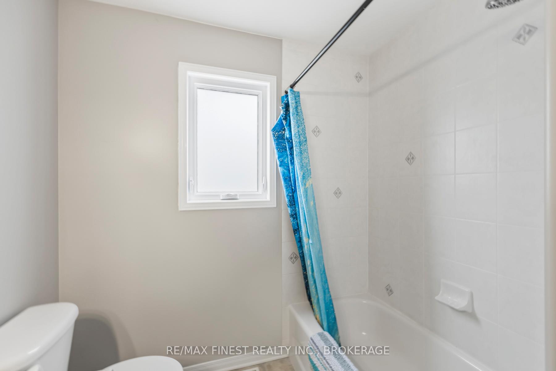 Photo 20 of 423 Maureen Street, Kingston, Kingston East (Incl Barret Crt) — HOMEH