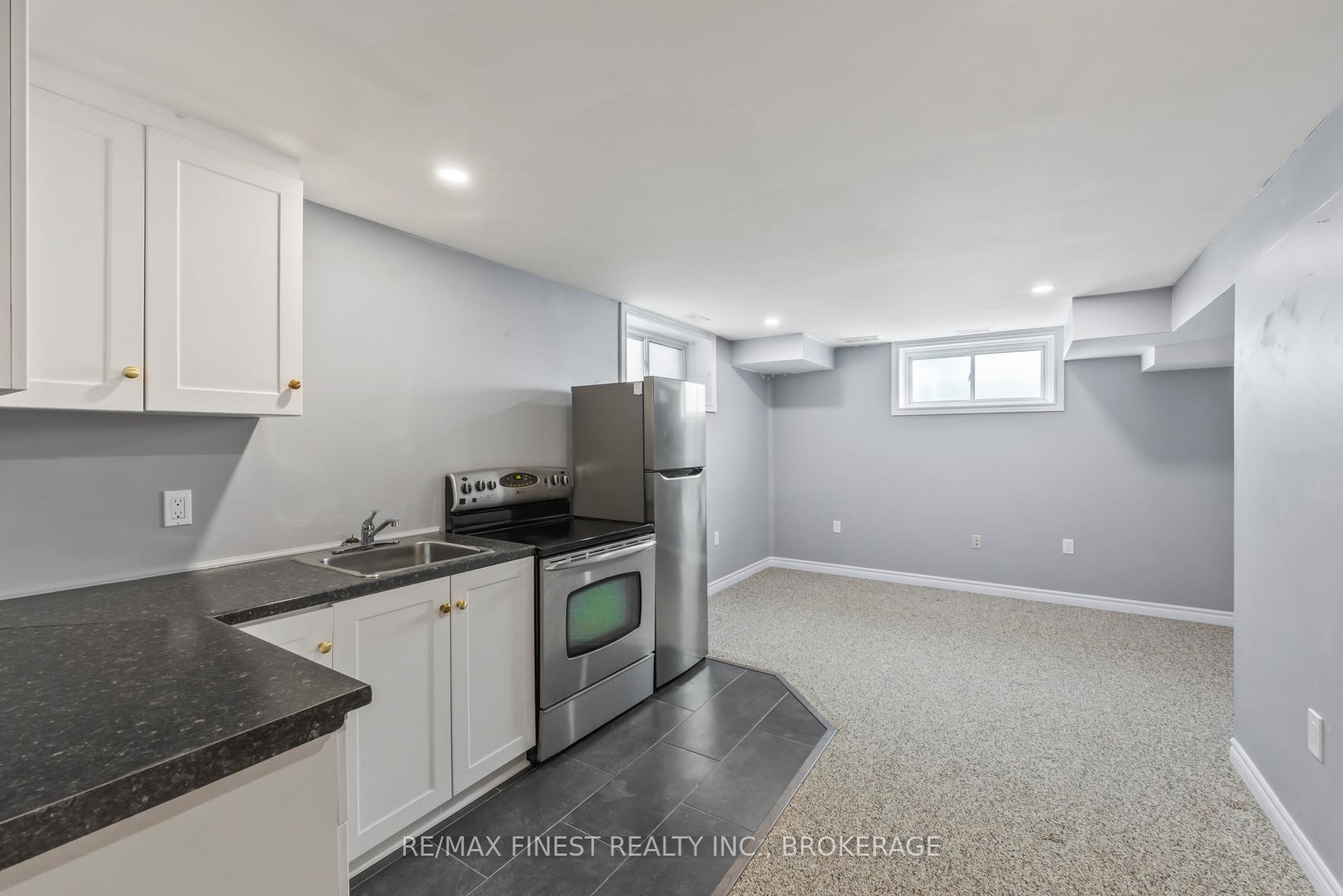 Photo 35 of 423 Maureen Street, Kingston, Kingston East (Incl Barret Crt) — HOMEH